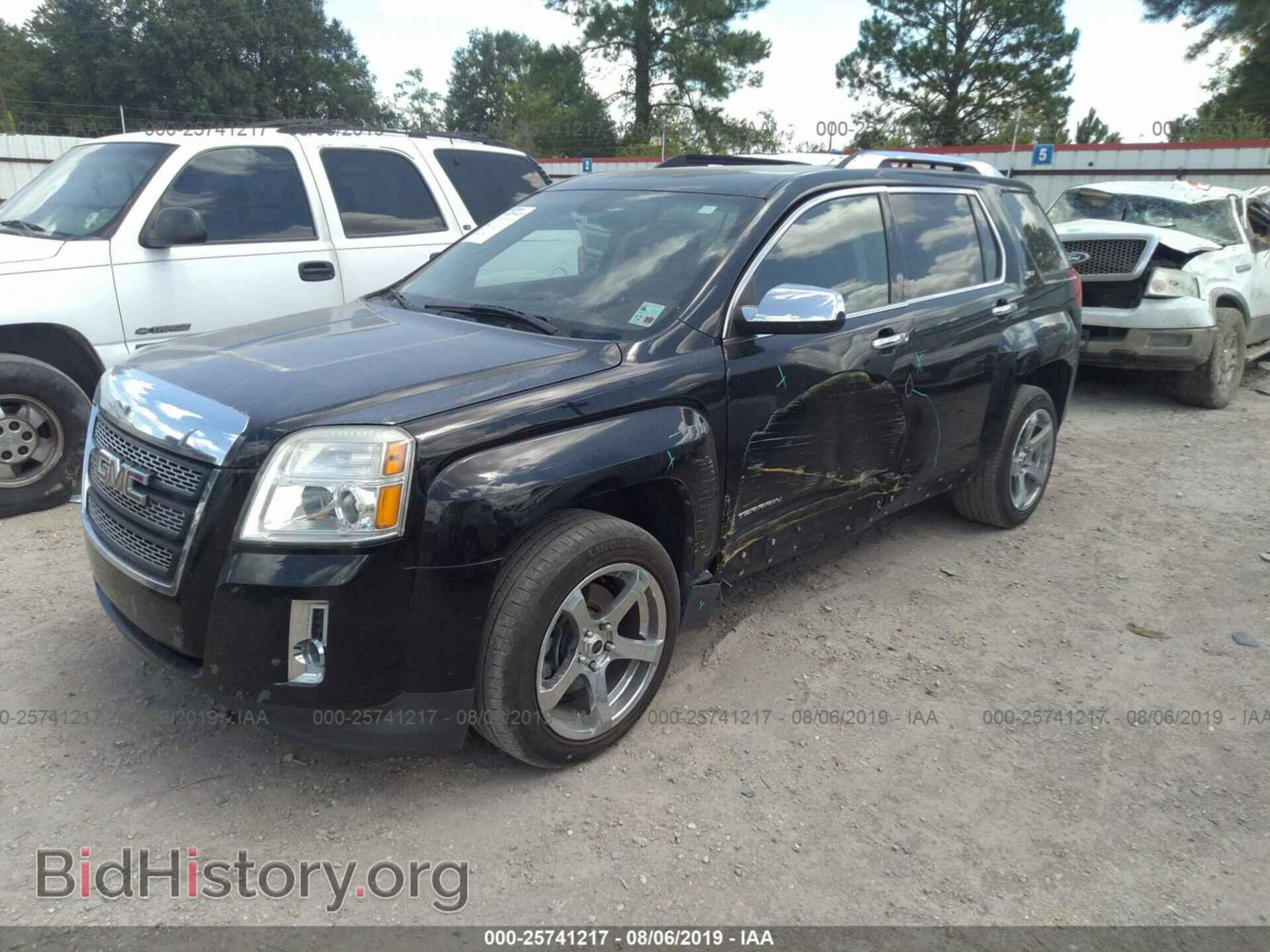 2011 GMC TERRAIN - VIN: 2CTALWEC0B6302419 - Photo 2