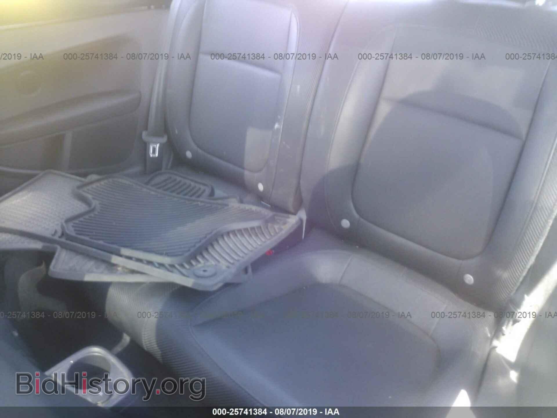 2012 VOLKSWAGEN BEETLE - VIN: 3VWJP7AT6CM659443 - Фото 8