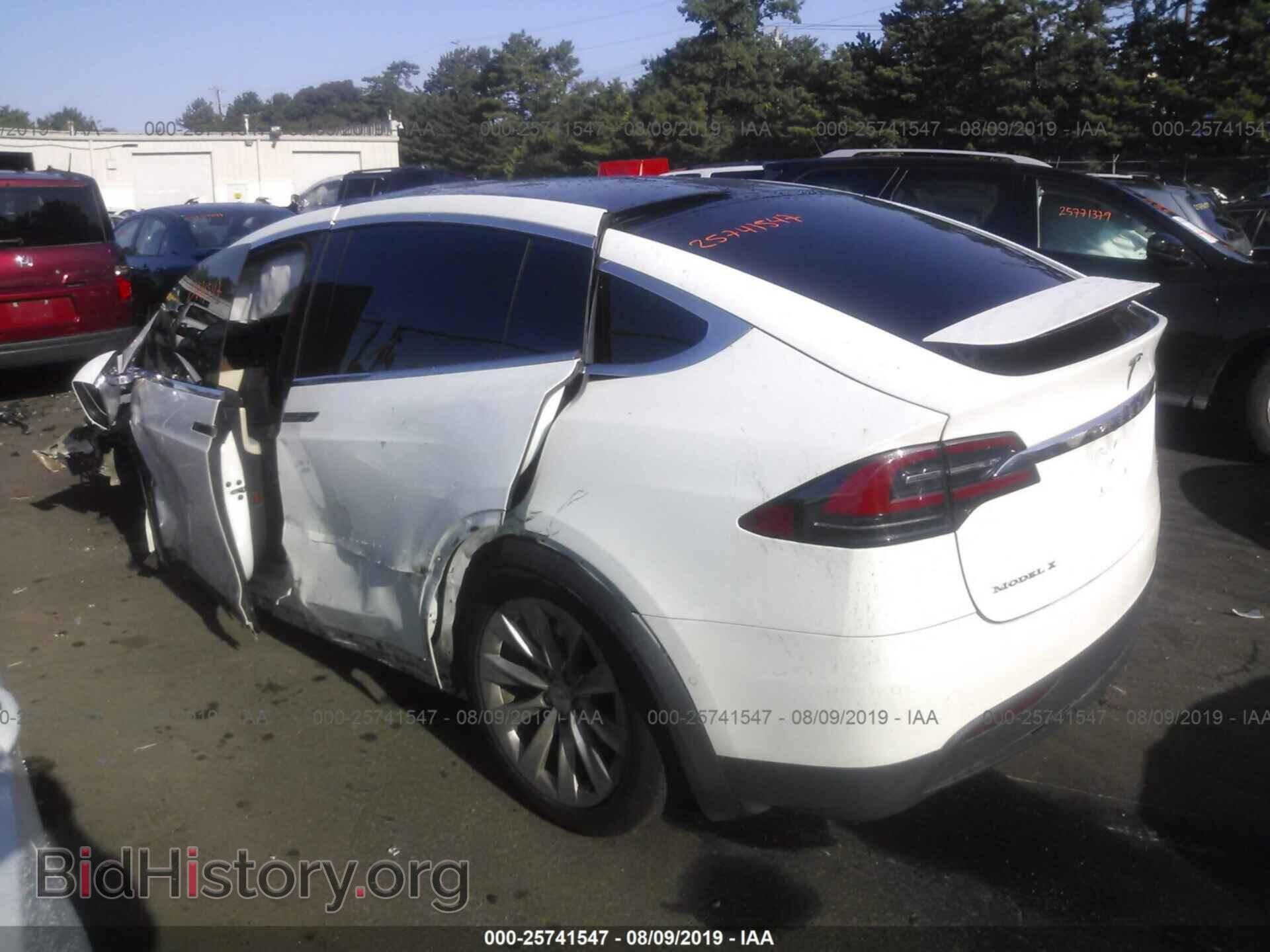 2017 TESLA MODEL X - VIN: 5YJXCAE27HF076477 - Photo 3