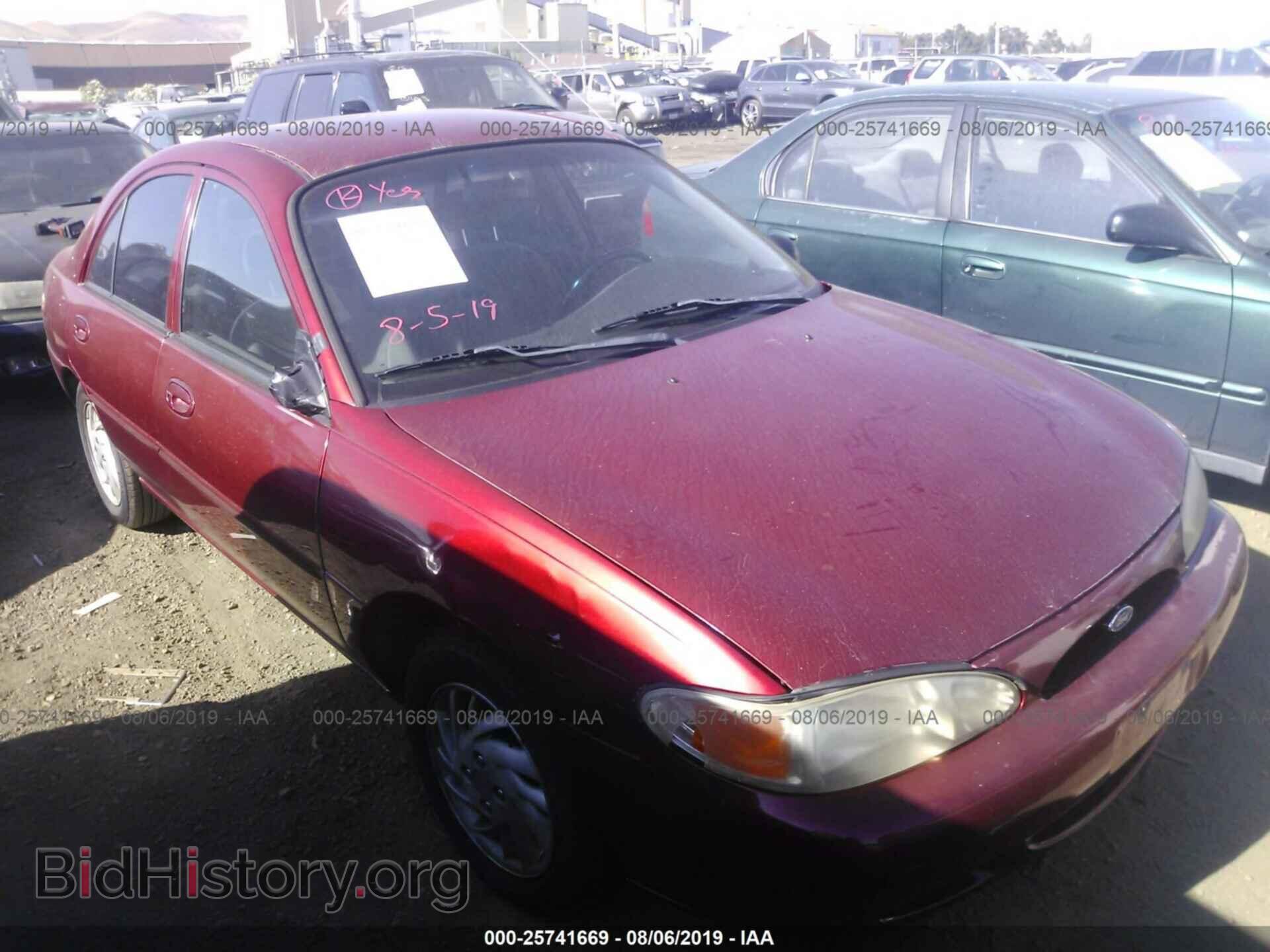 Photo 1FAFP13P4XW188667 - FORD ESCORT 1999