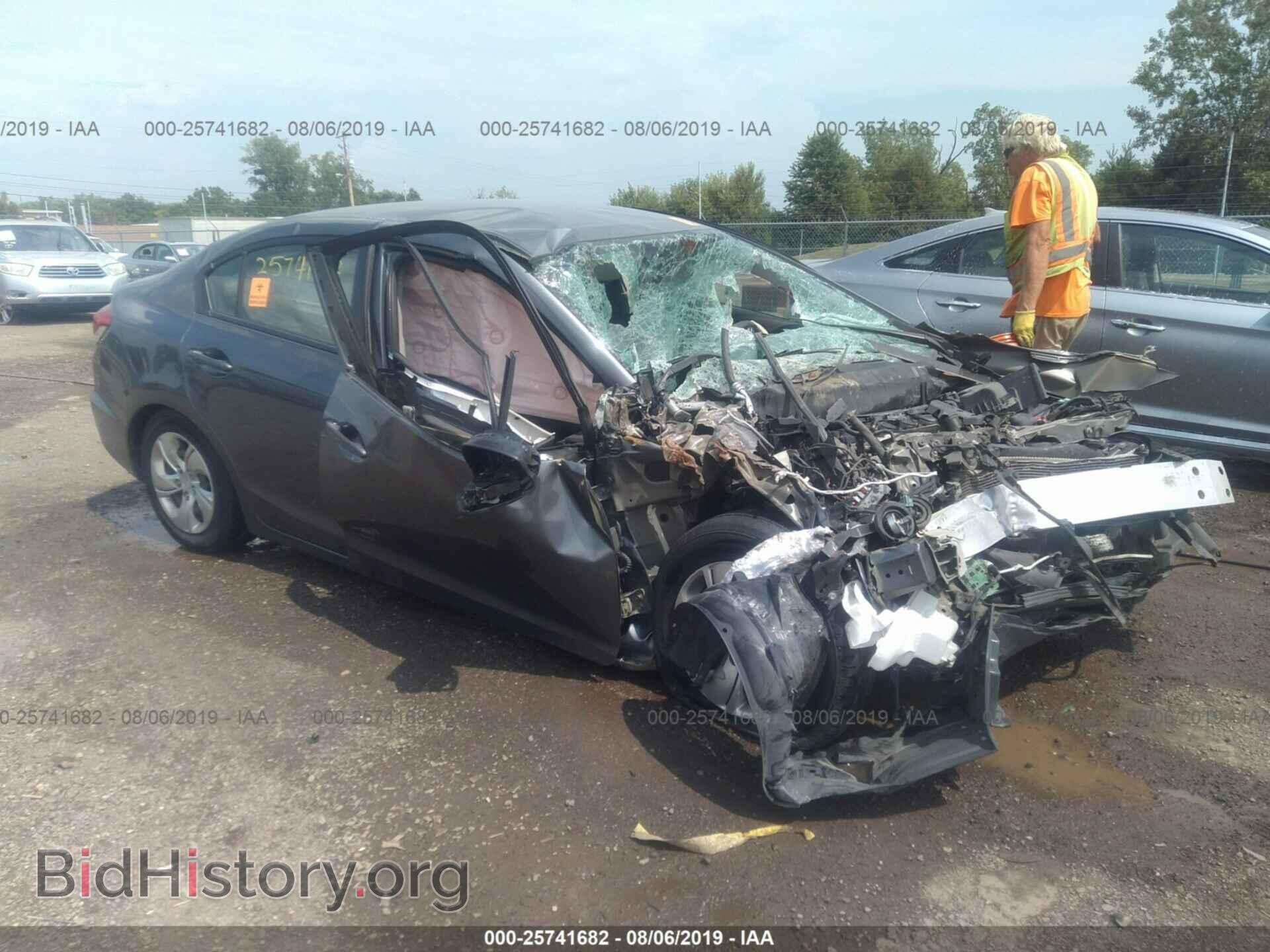 Photo 19XFB2F5XDE012706 - HONDA CIVIC 2013