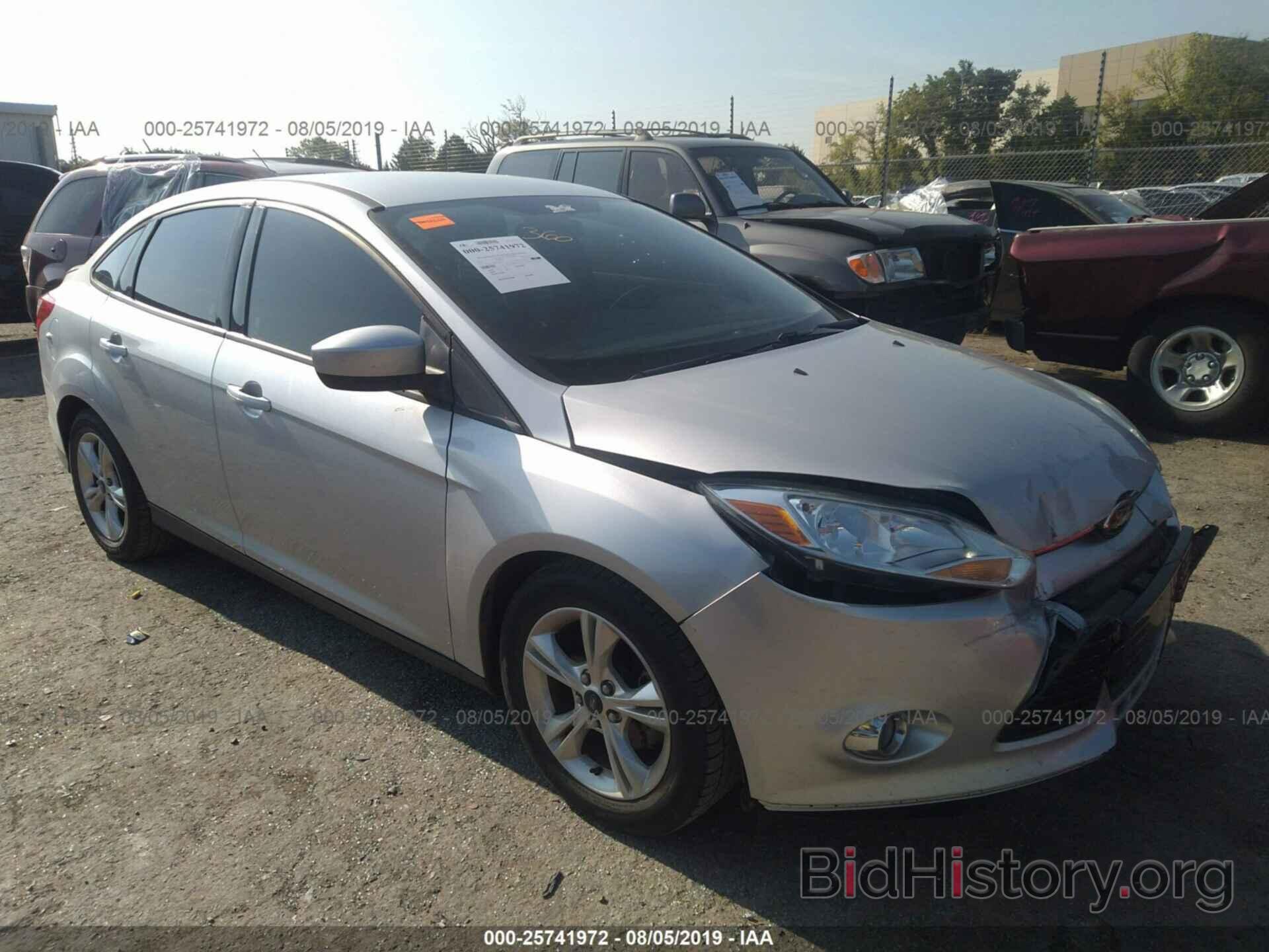 Photo 1FAHP3F2XCL355341 - FORD FOCUS 2012