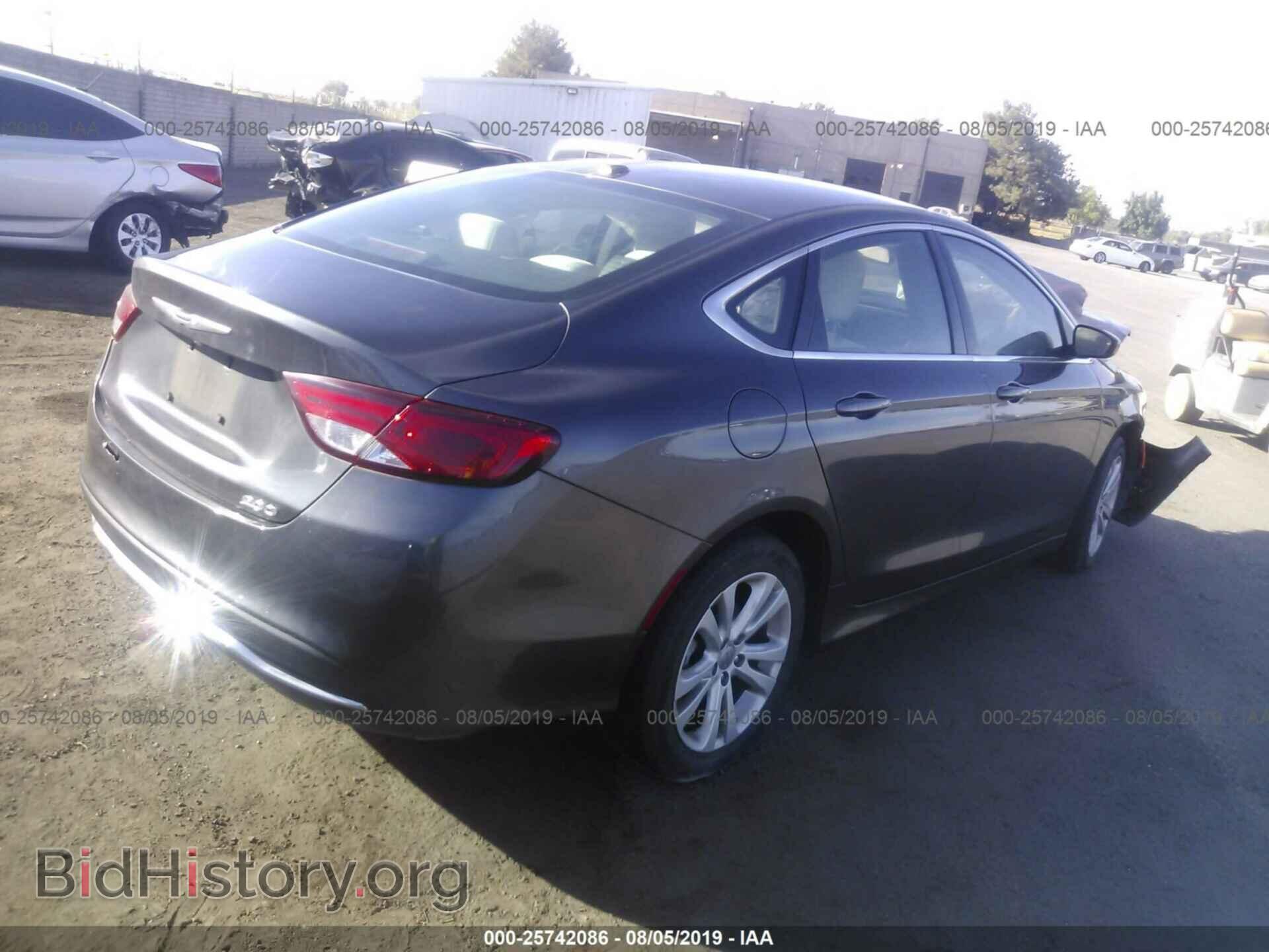 2015 CHRYSLER 200 - VIN: 1C3CCCAB1FN539989 - Photo 4