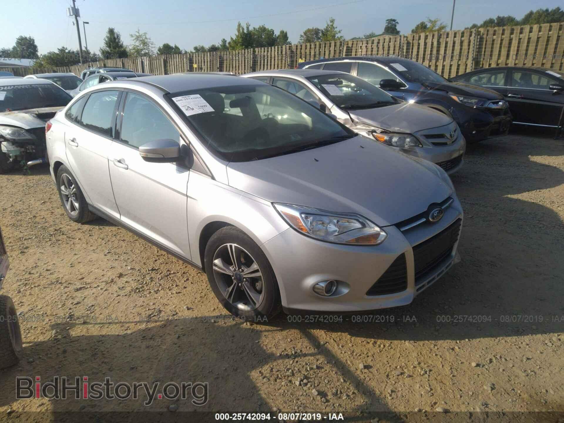 Photo 1FADP3F29EL403932 - FORD FOCUS 2014