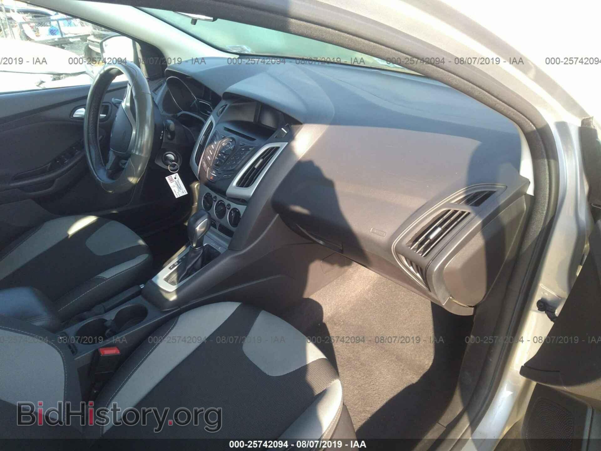 2014 FORD FOCUS - VIN: 1FADP3F29EL403932 - Фото 5