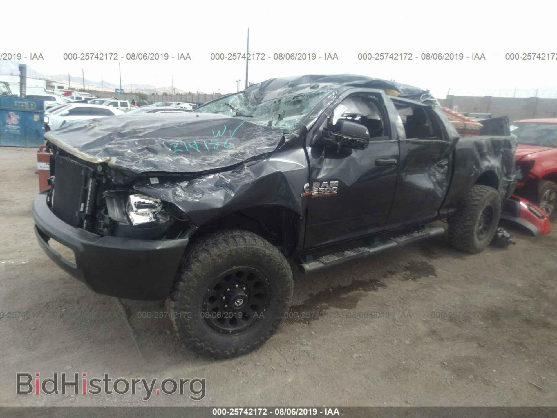 2014 RAM 2500 - VIN: 3C6UR5CL6EG266823 - Photo 2