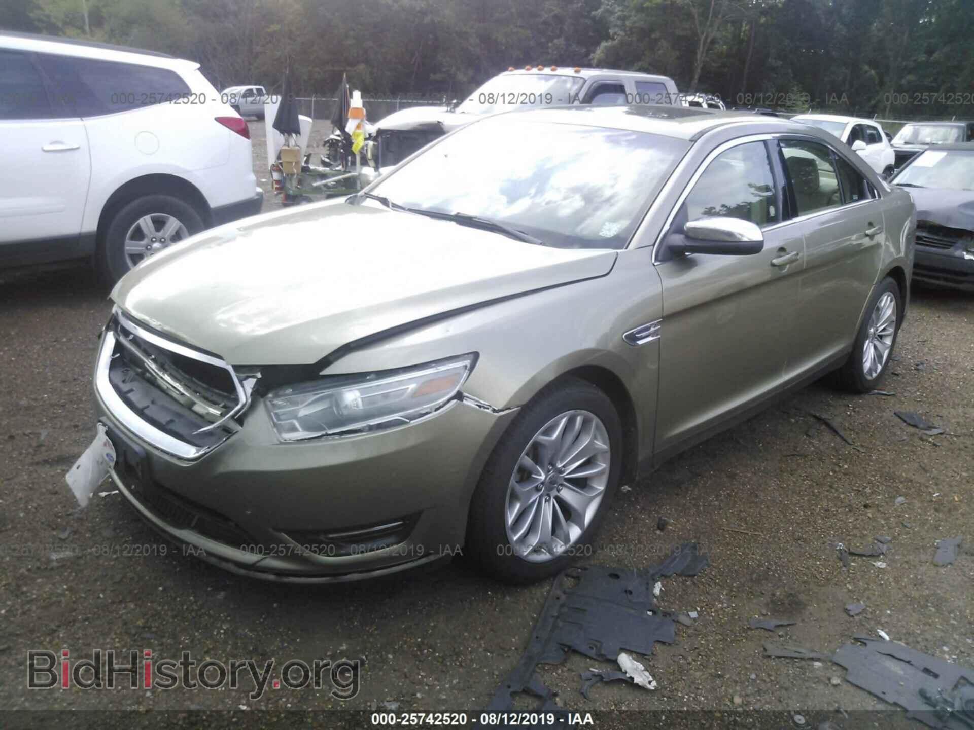 2013 FORD TAURUS - VIN: 1FAHP2F82DG217060 - Фото 2