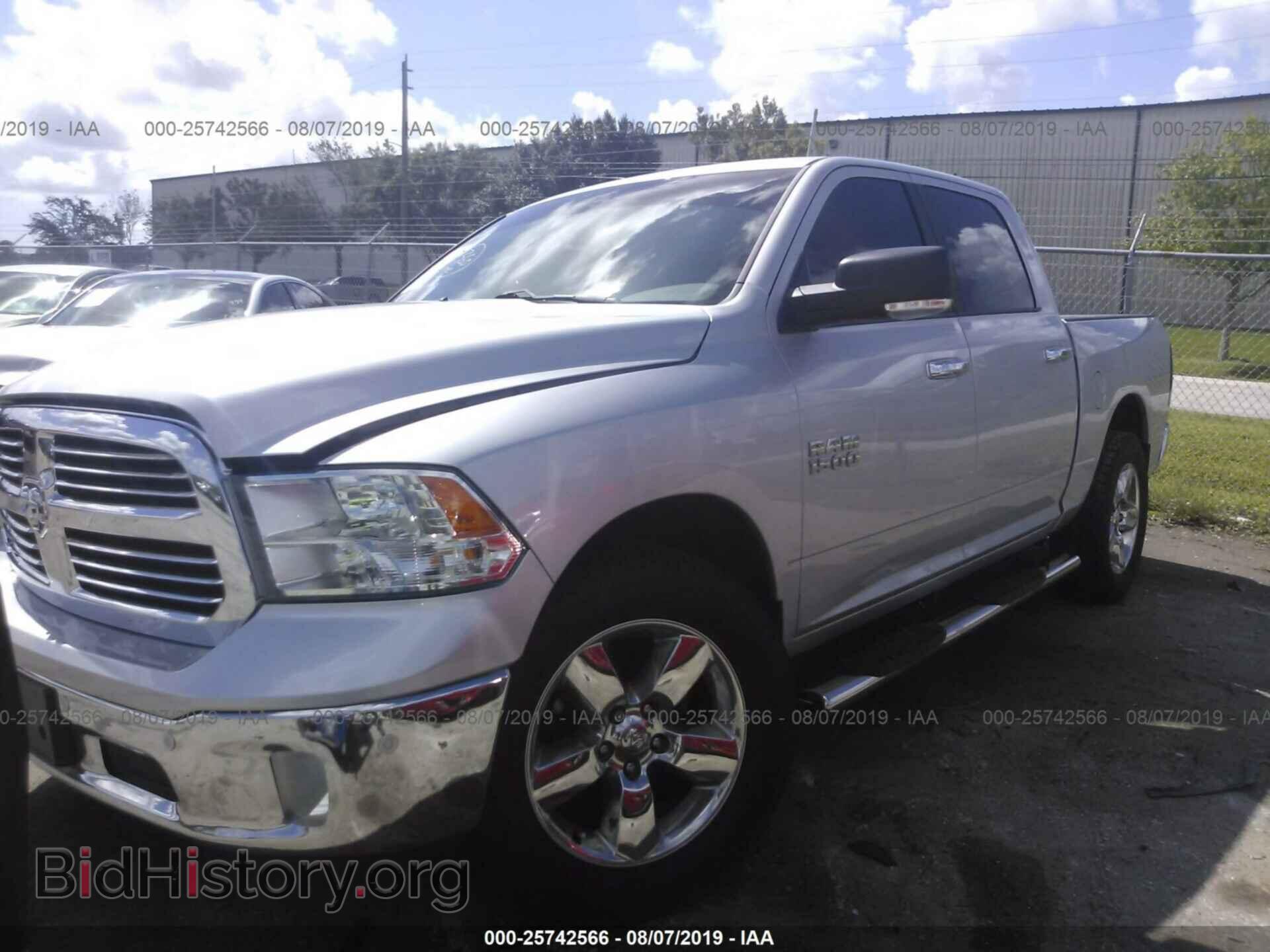 2017 RAM 1500 - VIN: 1C6RR6LG1HS605256 - Photo 2