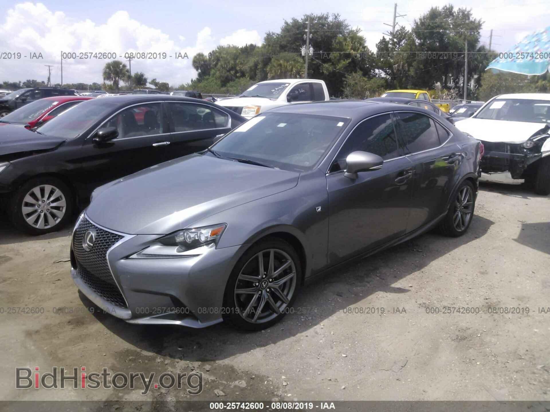 2014 LEXUS IS - VIN: JTHBE1D23E5009263 - Photo 2