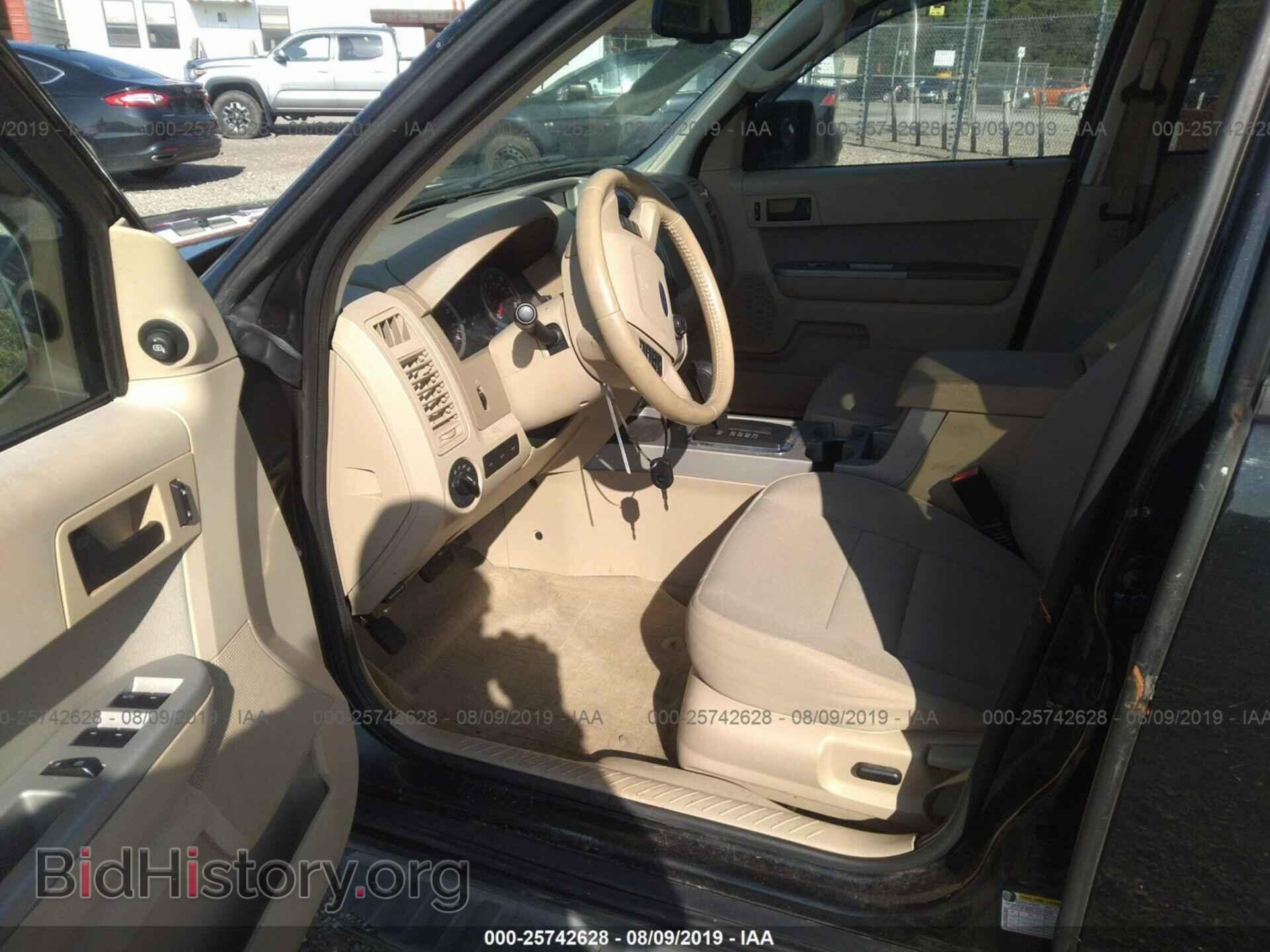 2011 FORD ESCAPE - VIN: 1FMCU0D73BKB85253 - Фото 5