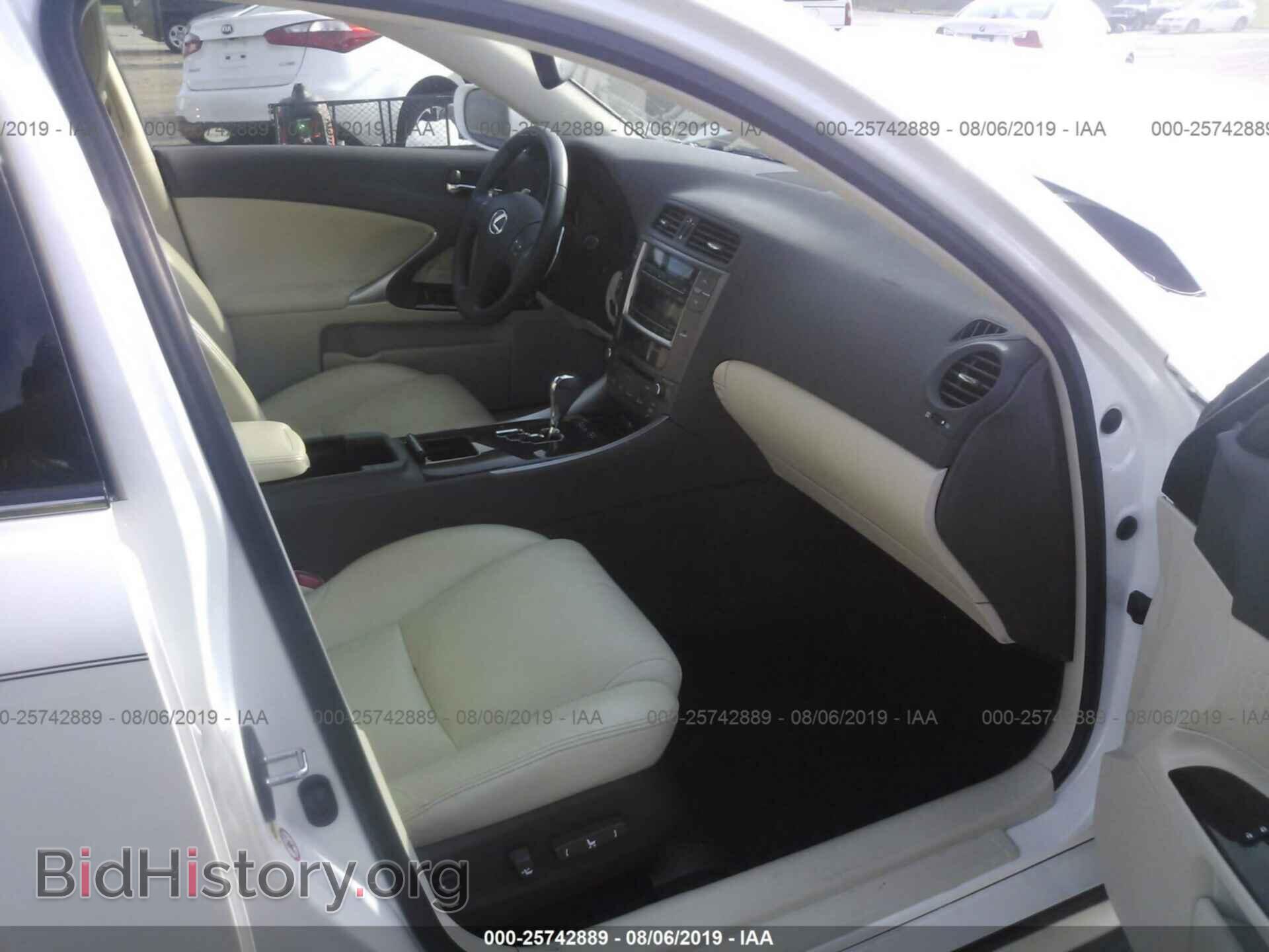 2010 LEXUS IS - VIN: JTHBF5C22A2095554 - Photo 5