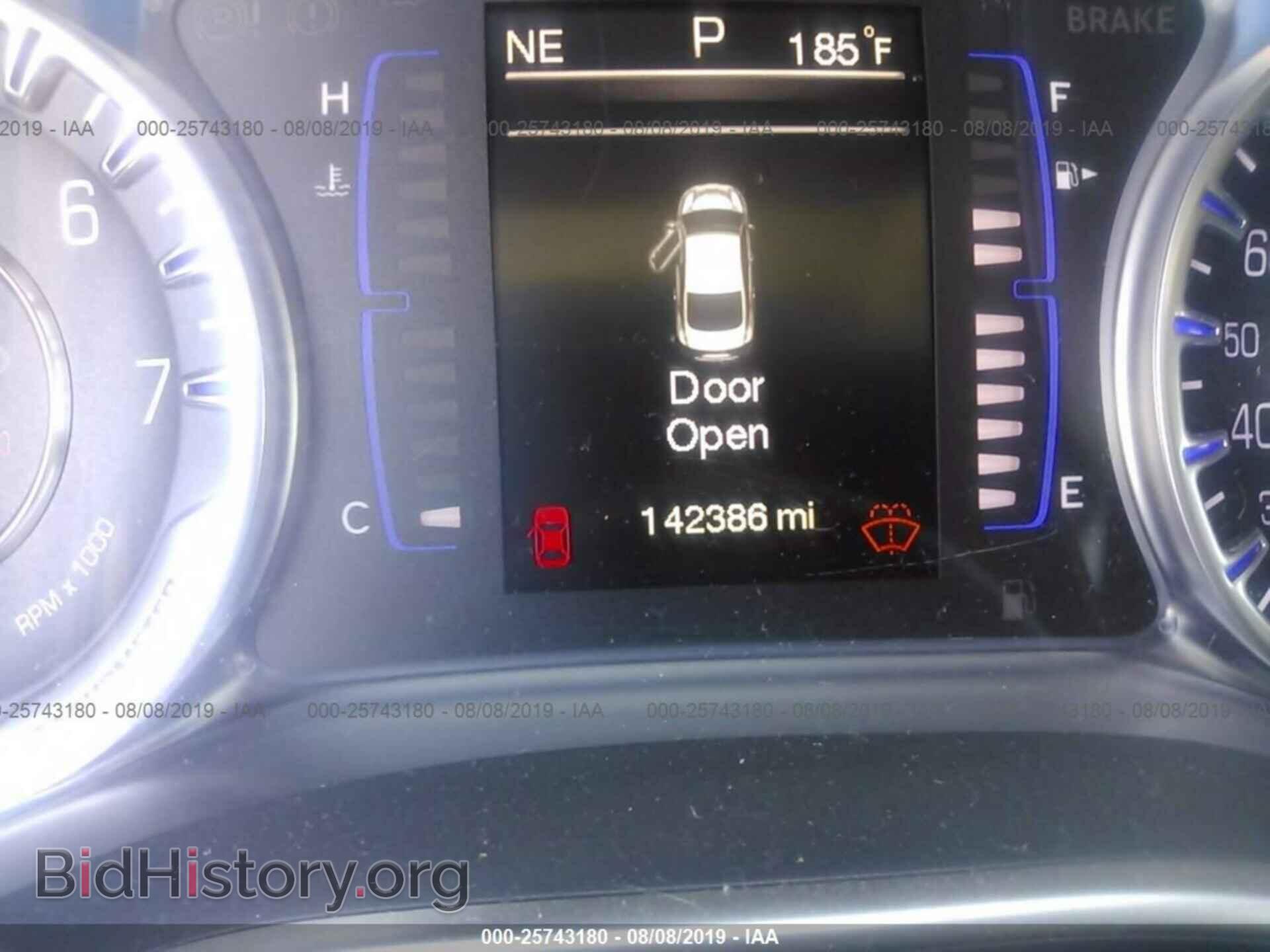 2015 CHRYSLER 200 - VIN: 1C3CCCAB6FN572082 - Фото 7