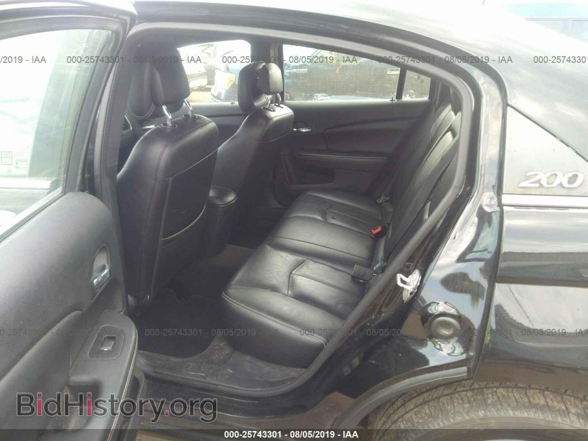 2011 CHRYSLER 200 - VIN: 1C3BC2FG2BN611089 - Фото 8