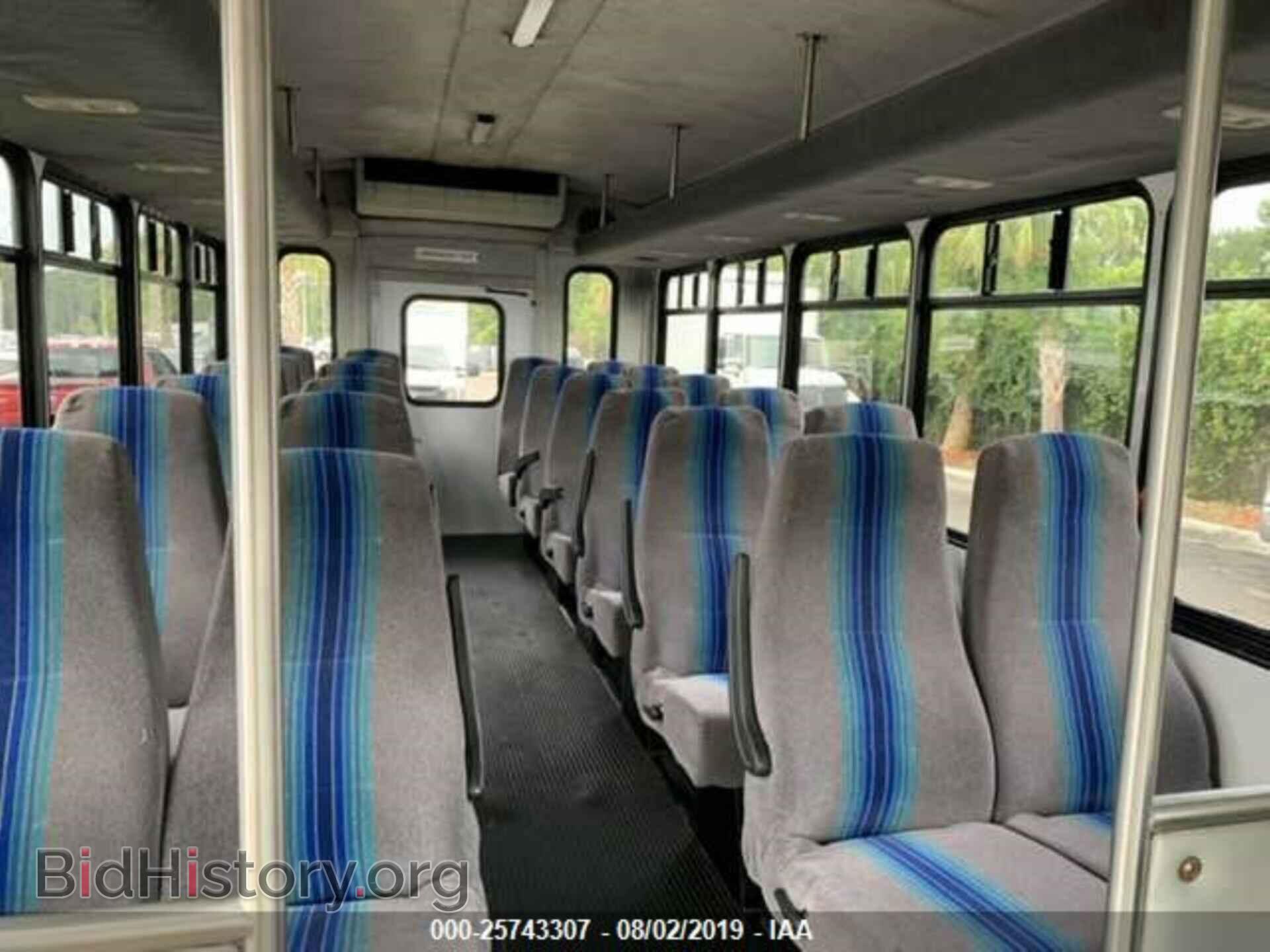2006 FORD ECONOLINE - VIN: 1FDXE45P96DB24228 - Фото 5