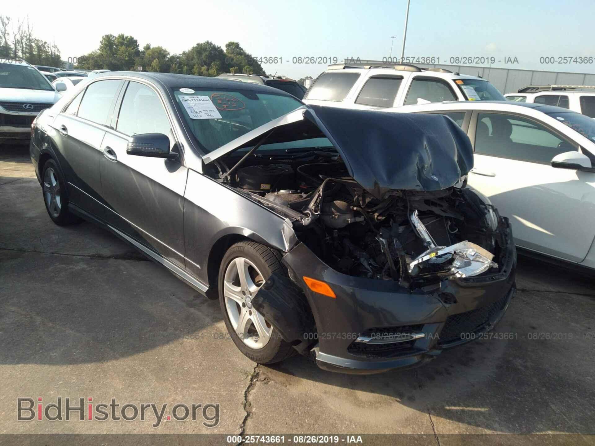 Photo WDDHF8JBXDA725384 - MERCEDES-BENZ E 2013