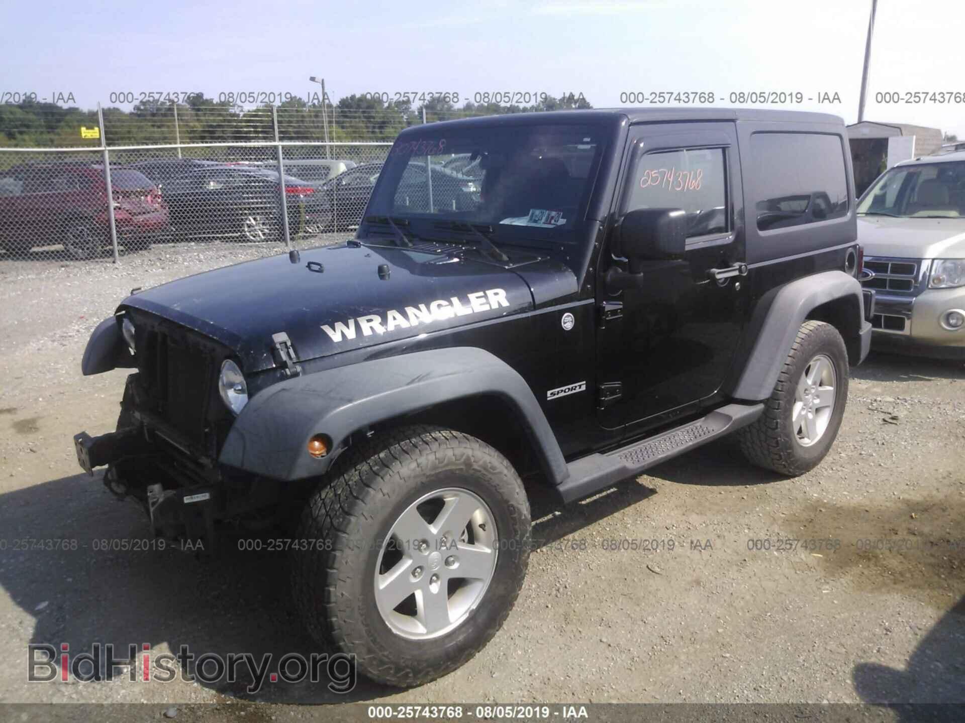 2011 JEEP WRANGLER - VIN: 1J4AA2D11BL548083 - Фото 2