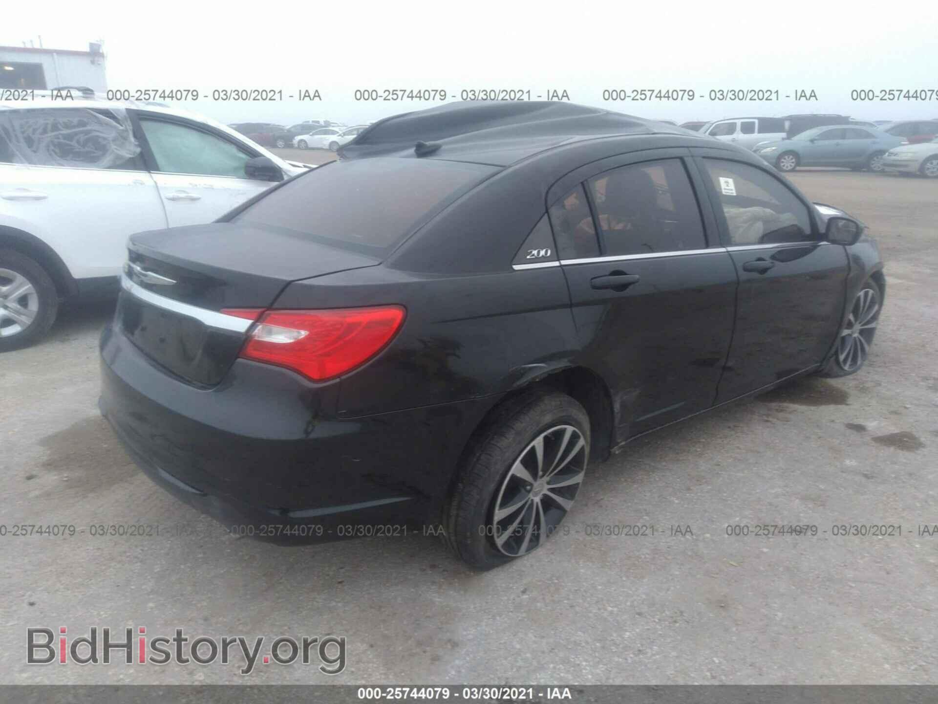2012 CHRYSLER 200 - VIN: 1C3CCBBG4CN283296 - Фото 4