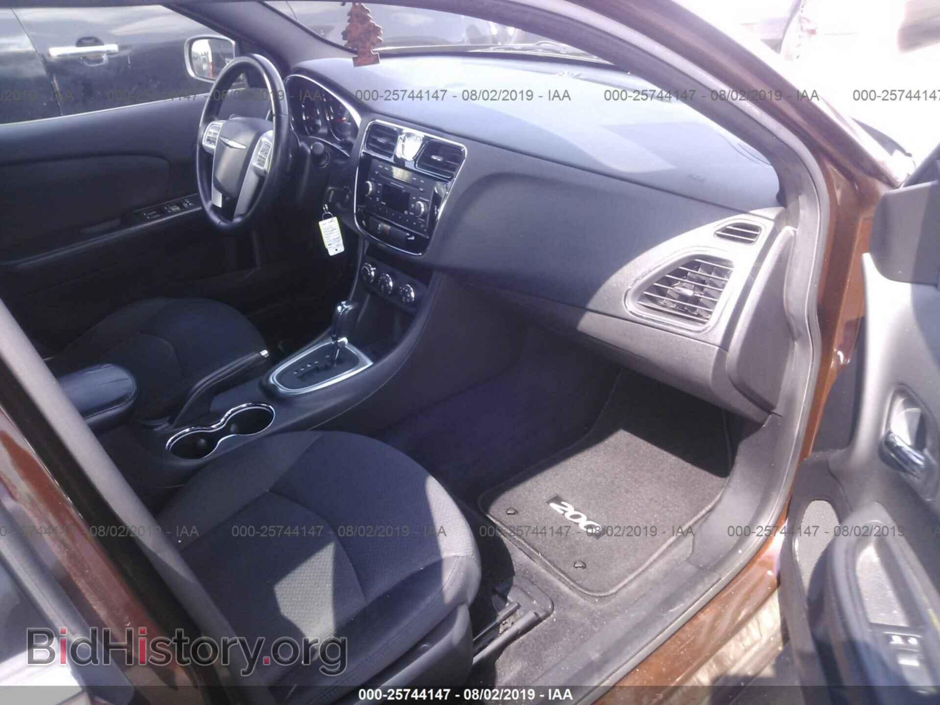 2012 CHRYSLER 200 - VIN: 1C3CCBBB9CN301439 - Фото 5