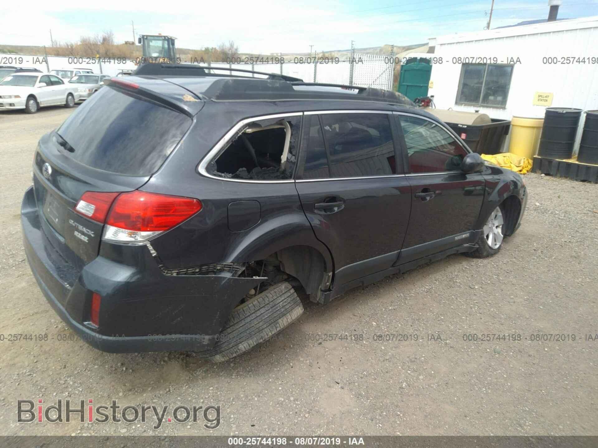 2011 SUBARU OUTBACK - VIN: 4S4BRBBC0B3427211 - Фото 4