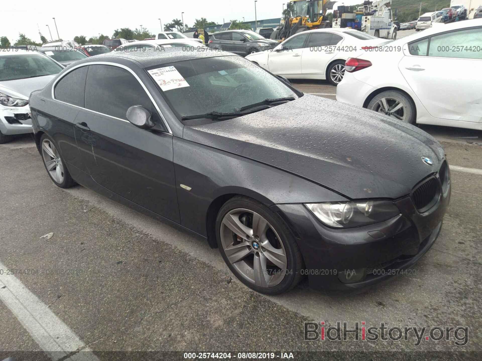 Photo WBAWB73587P023691 - BMW 335 2007