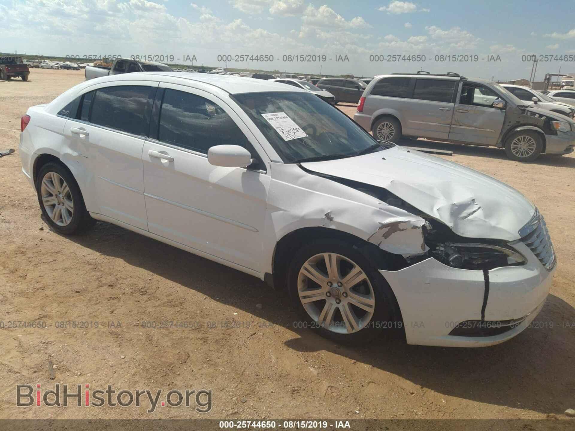 2013 CHRYSLER 200 - VIN: 1C3CCBBB0DN656579 - Photo 6