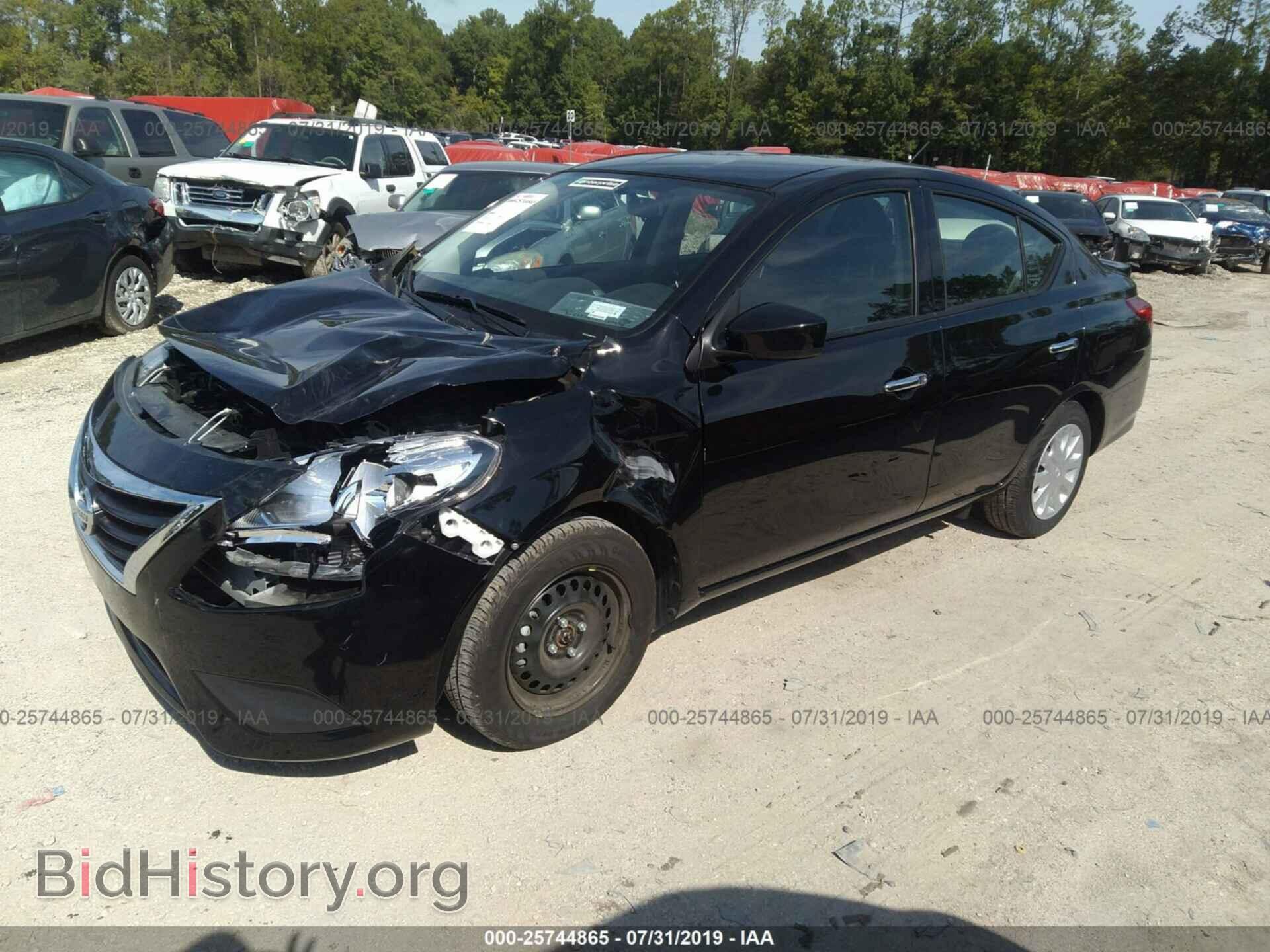 2019 NISSAN VERSA - VIN: 3N1CN7AP8KL848459 - Фото 2