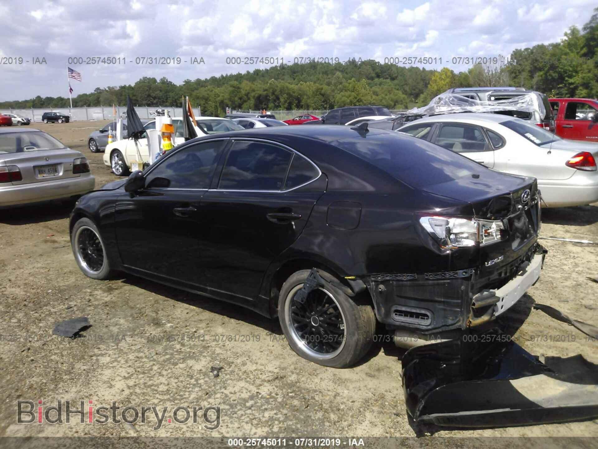 2007 LEXUS IS - VIN: JTHCK262772010209 - Photo 3