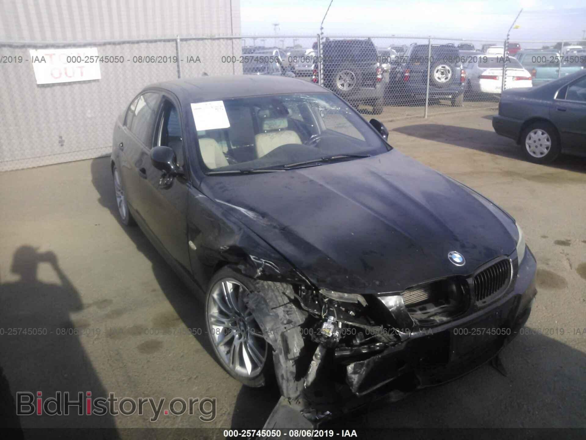 Photo WBAPM5C59BE577202 - BMW 335 2011