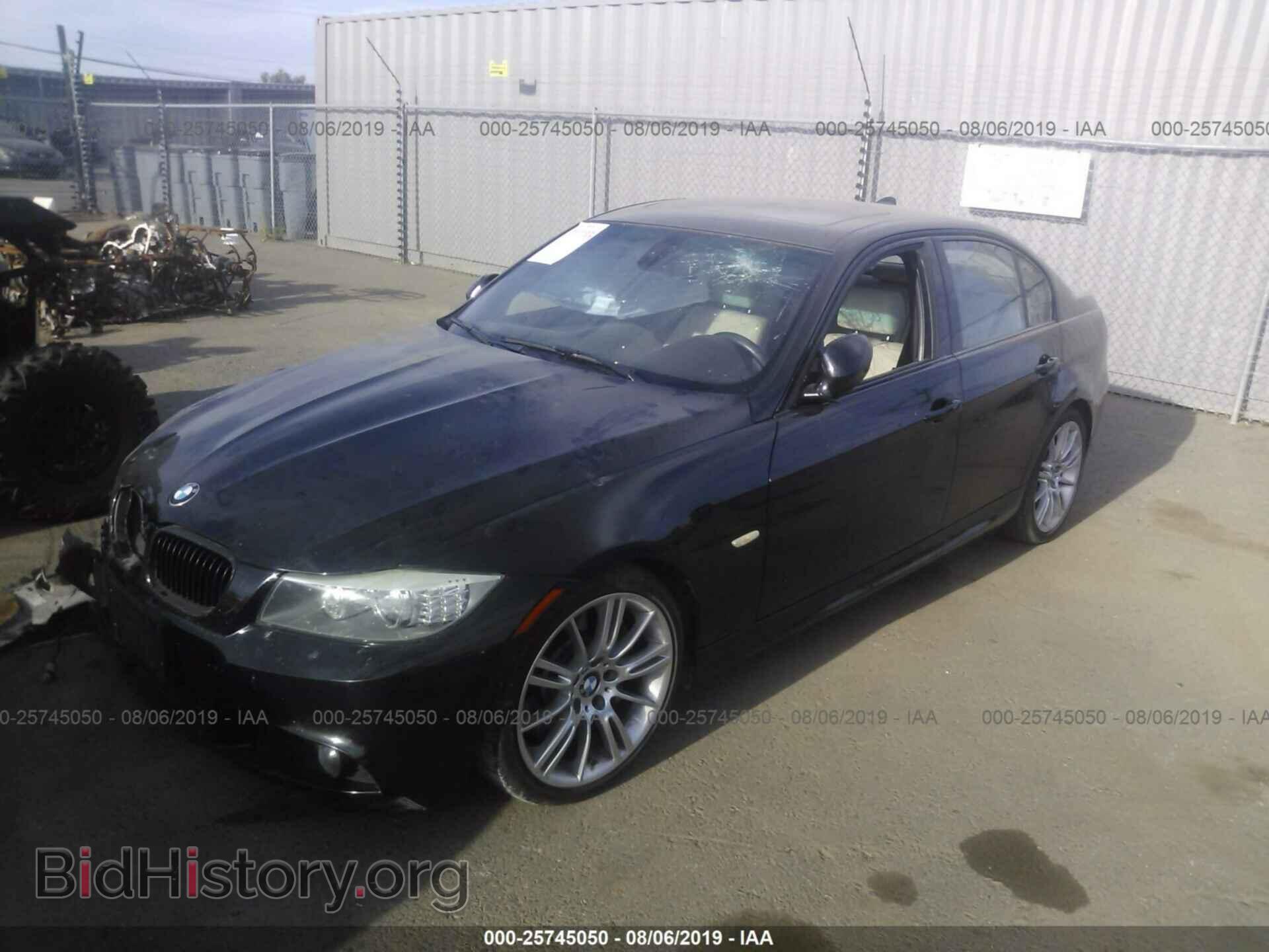 2011 BMW 335 - VIN: WBAPM5C59BE577202 - Фото 2