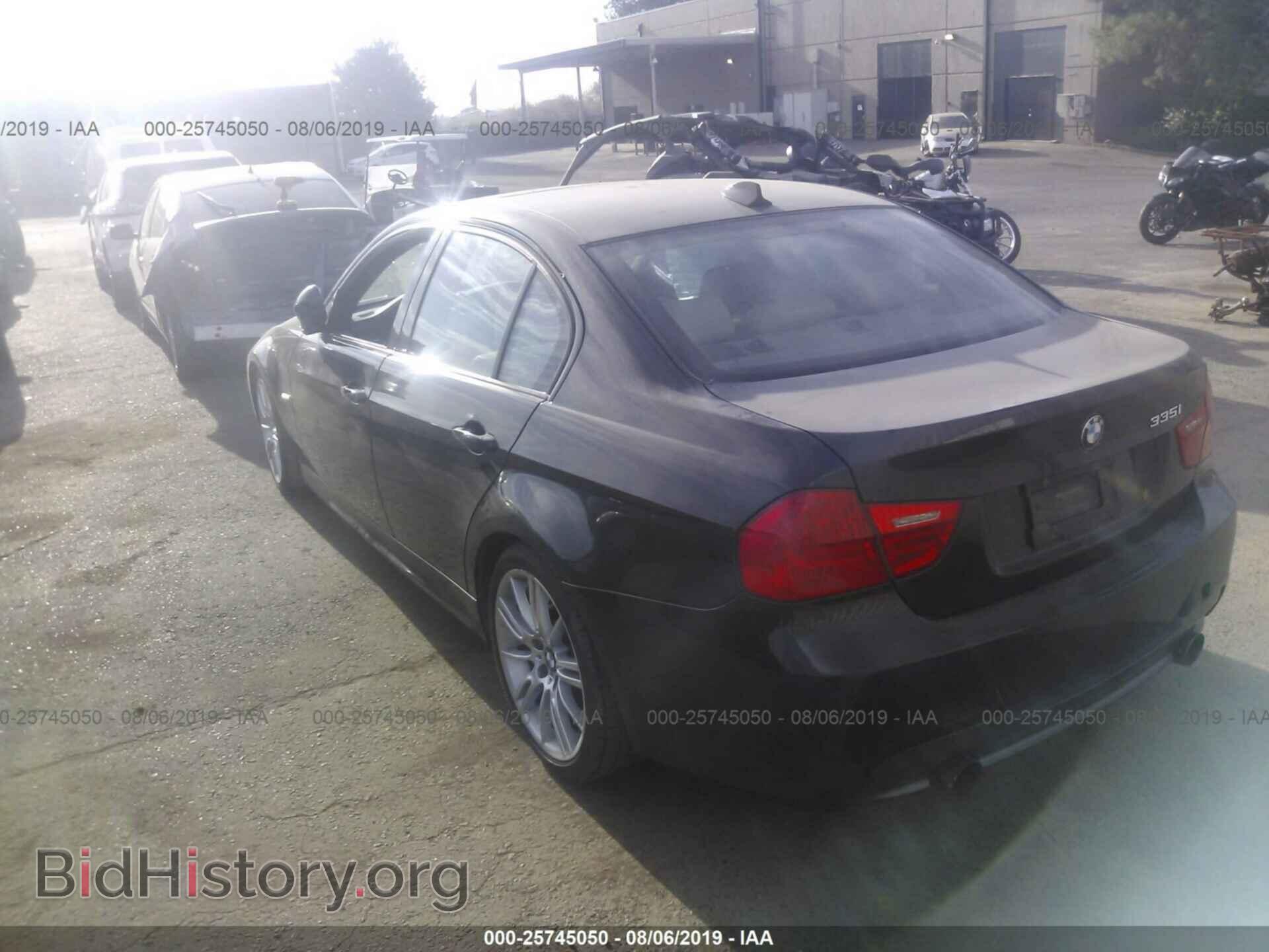 2011 BMW 335 - VIN: WBAPM5C59BE577202 - Фото 3