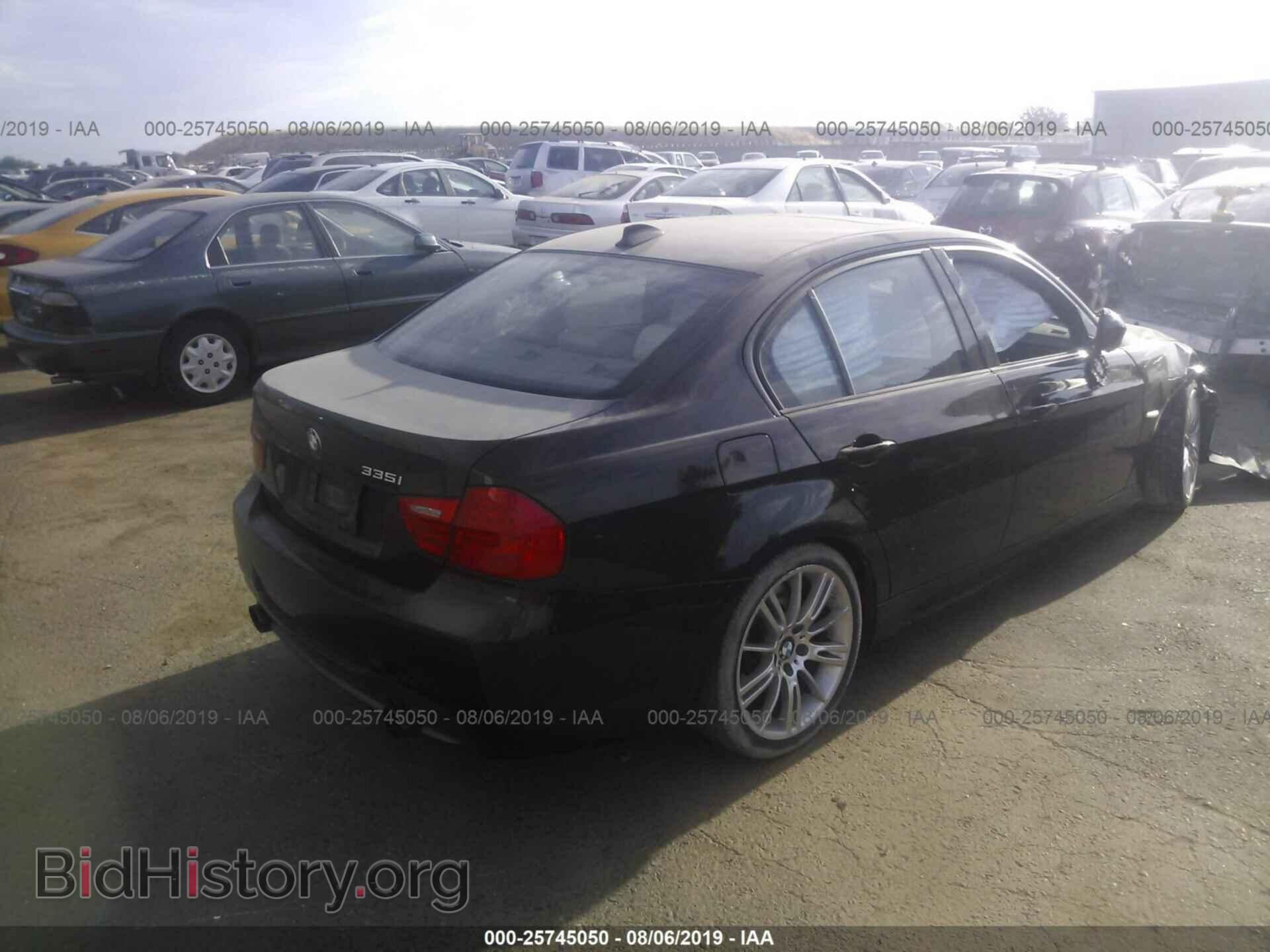 2011 BMW 335 - VIN: WBAPM5C59BE577202 - Фото 4
