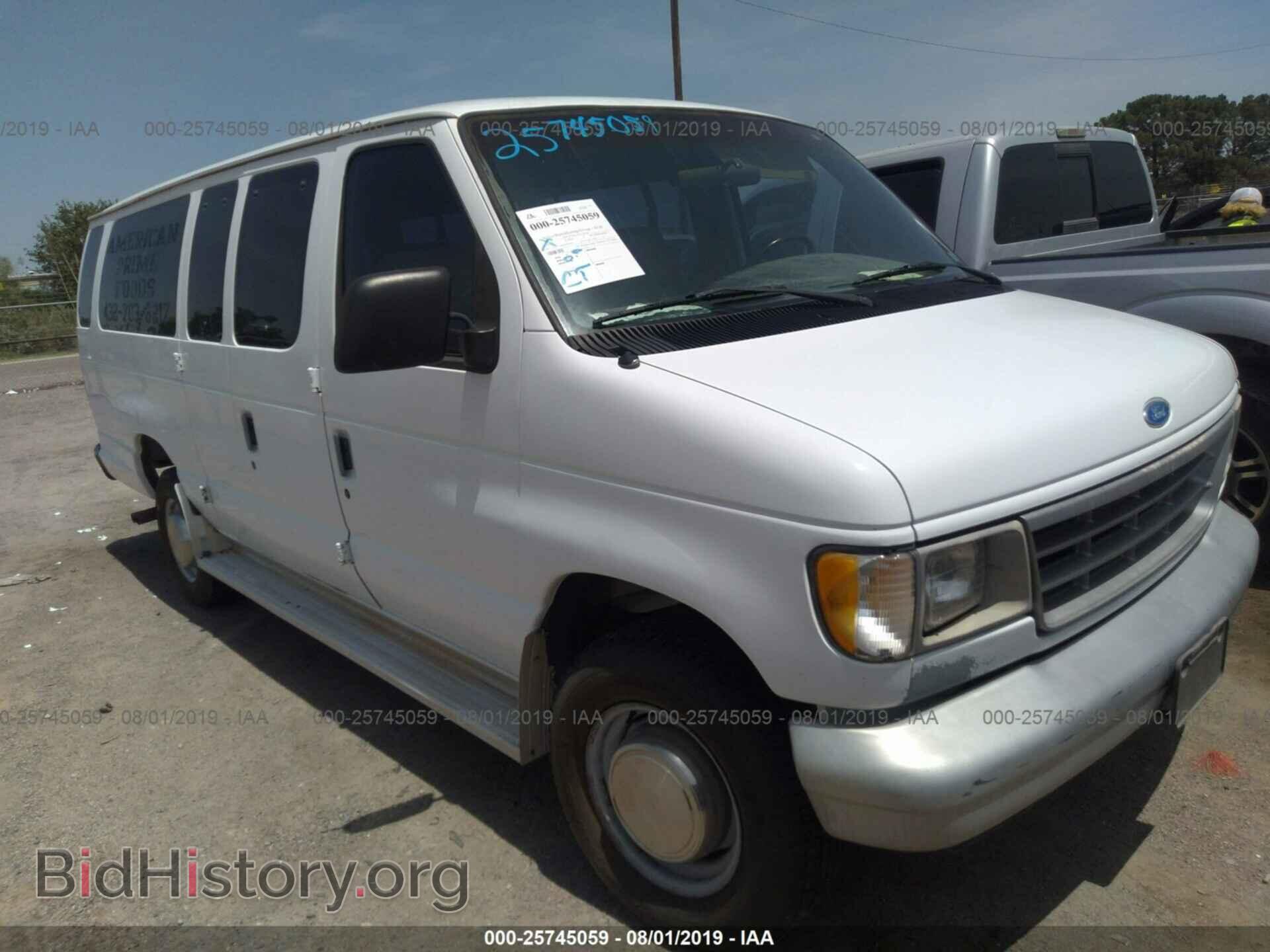 Photo 1FBJS31H8SHB39449 - FORD ECONOLINE 1995