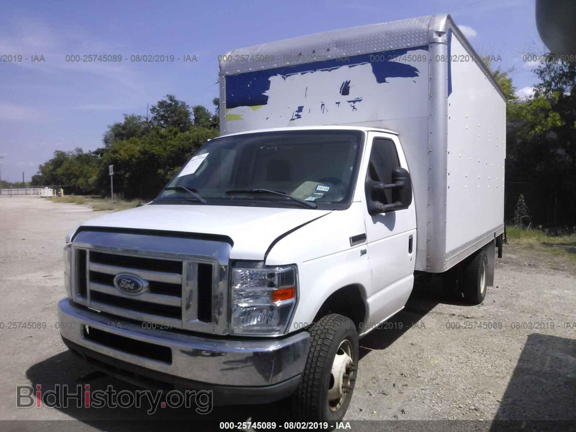 2014 FORD ECONOLINE - VIN: 1FDWE3FL2EDA11947 - Фото 2