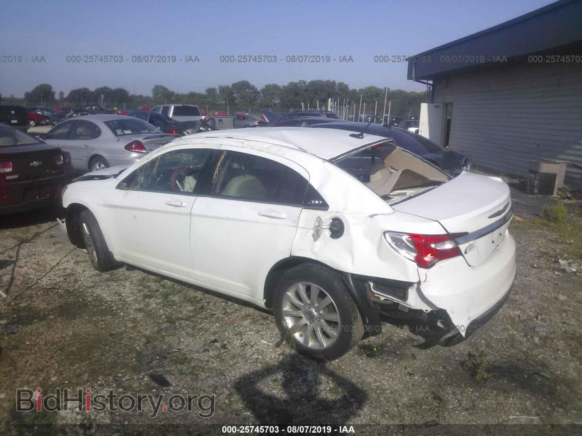 2012 CHRYSLER 200 - VIN: 1C3CCBBB6CN137616 - Фото 3