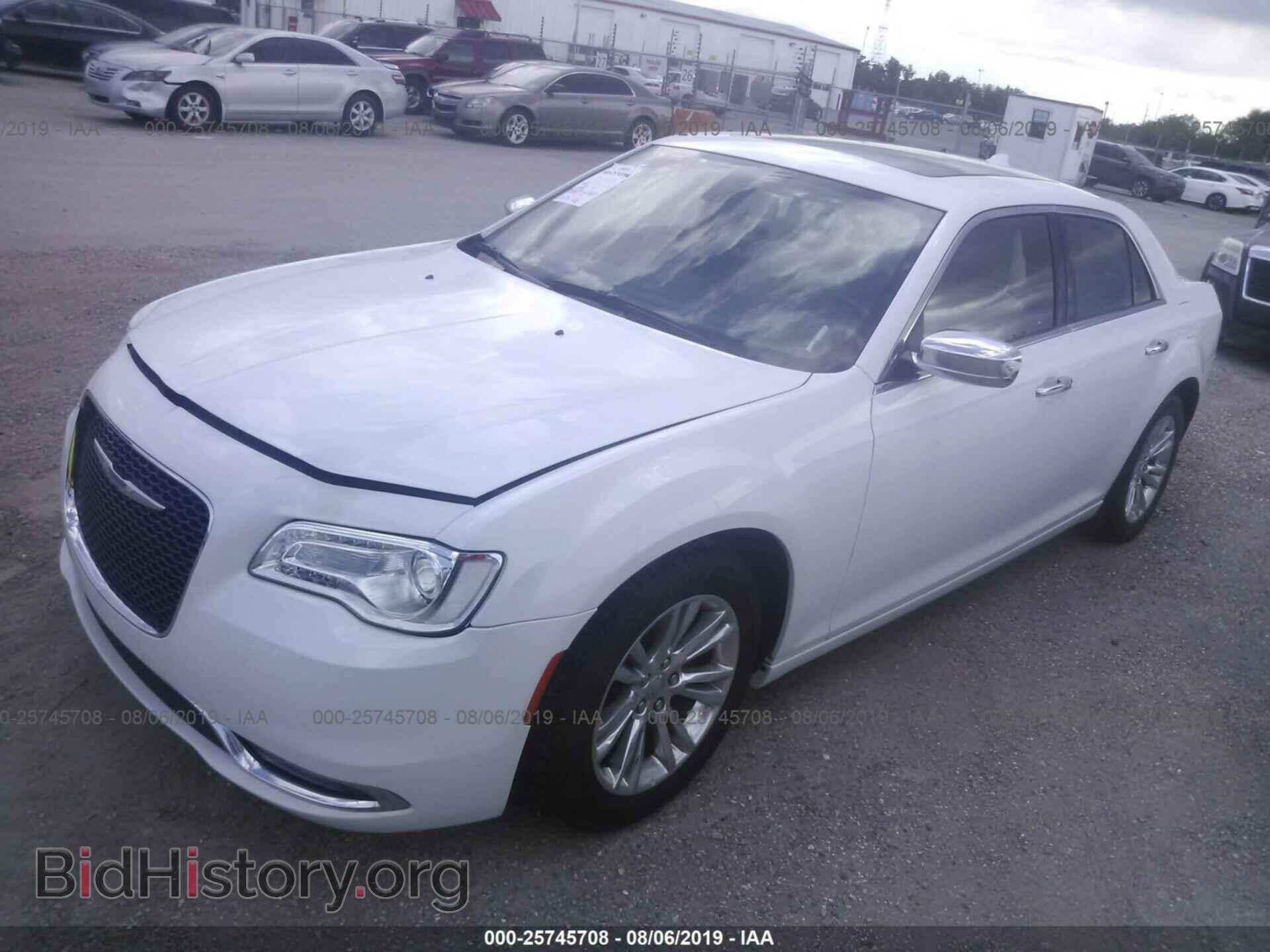 2017 CHRYSLER 300C - VIN: 2C3CCAEG6HH596565 - Фото 2