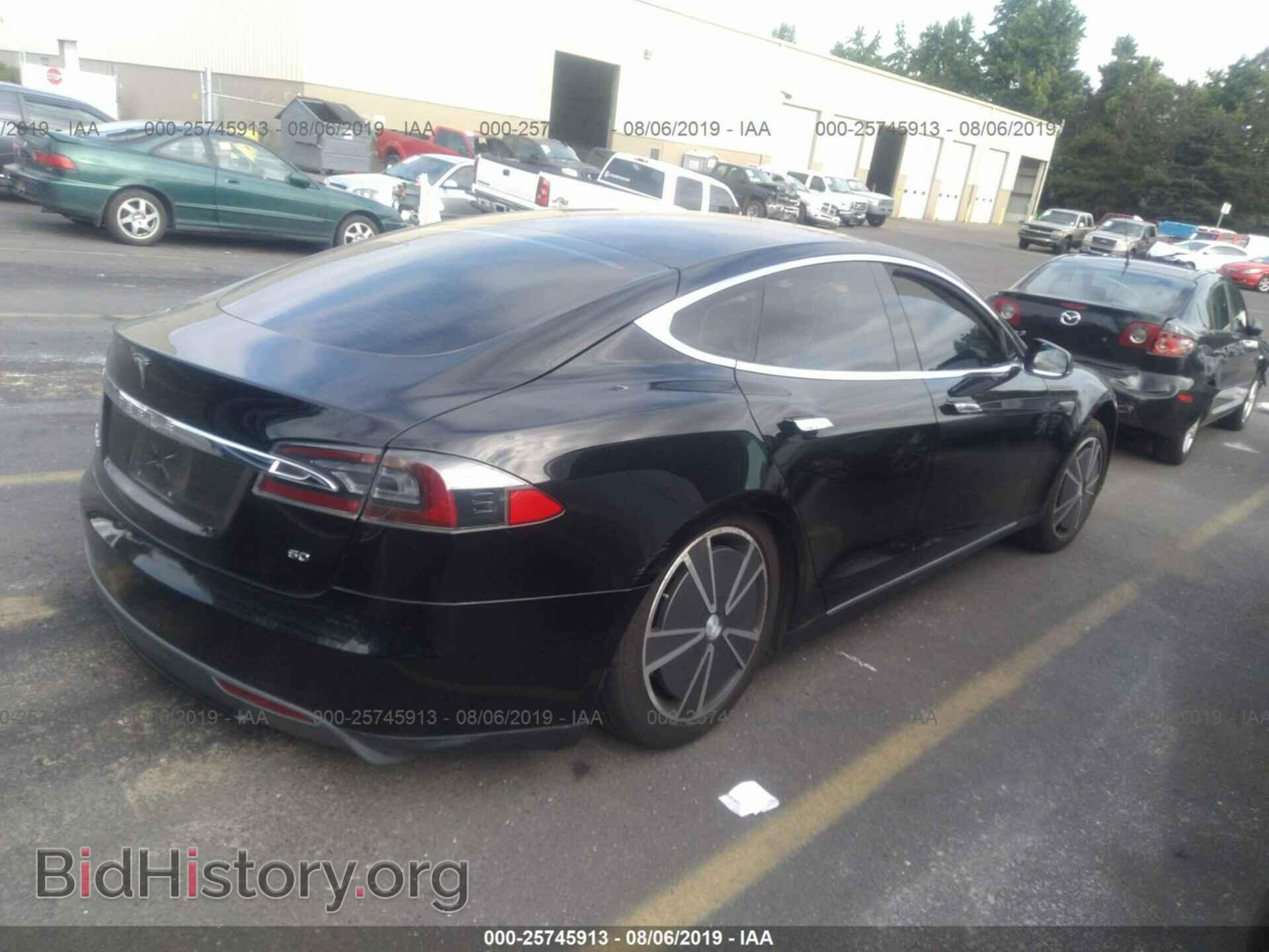 2013 TESLA MODEL S - VIN: 5YJSA1CG9DFP17511 - Фото 4