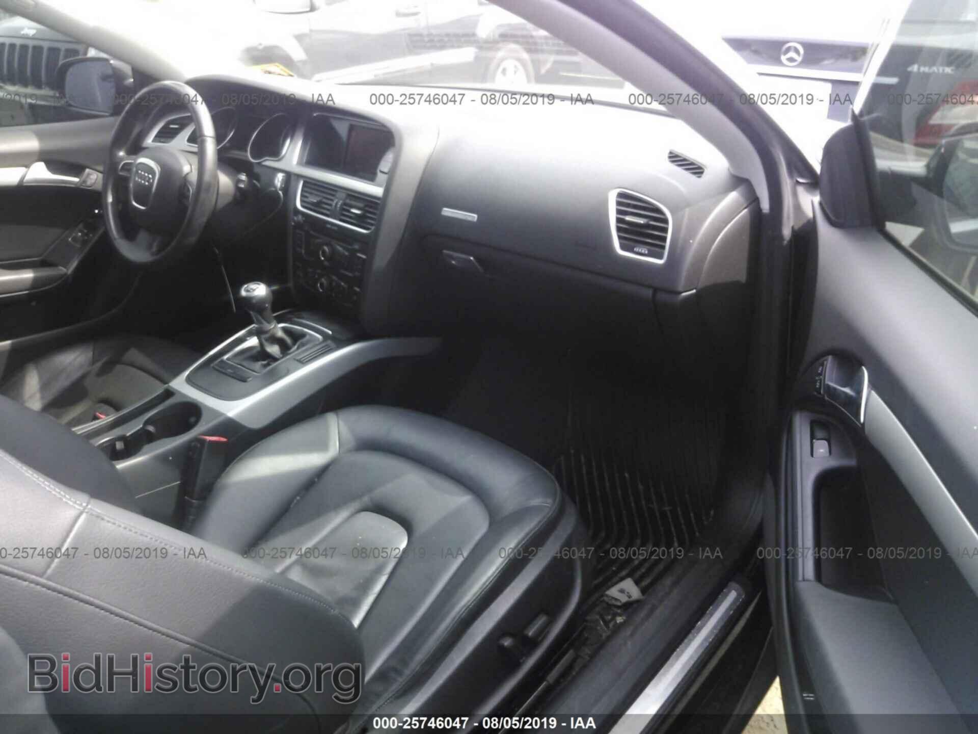 2011 AUDI A5 - VIN: WAUGFAFR8BA045917 - Фото 5