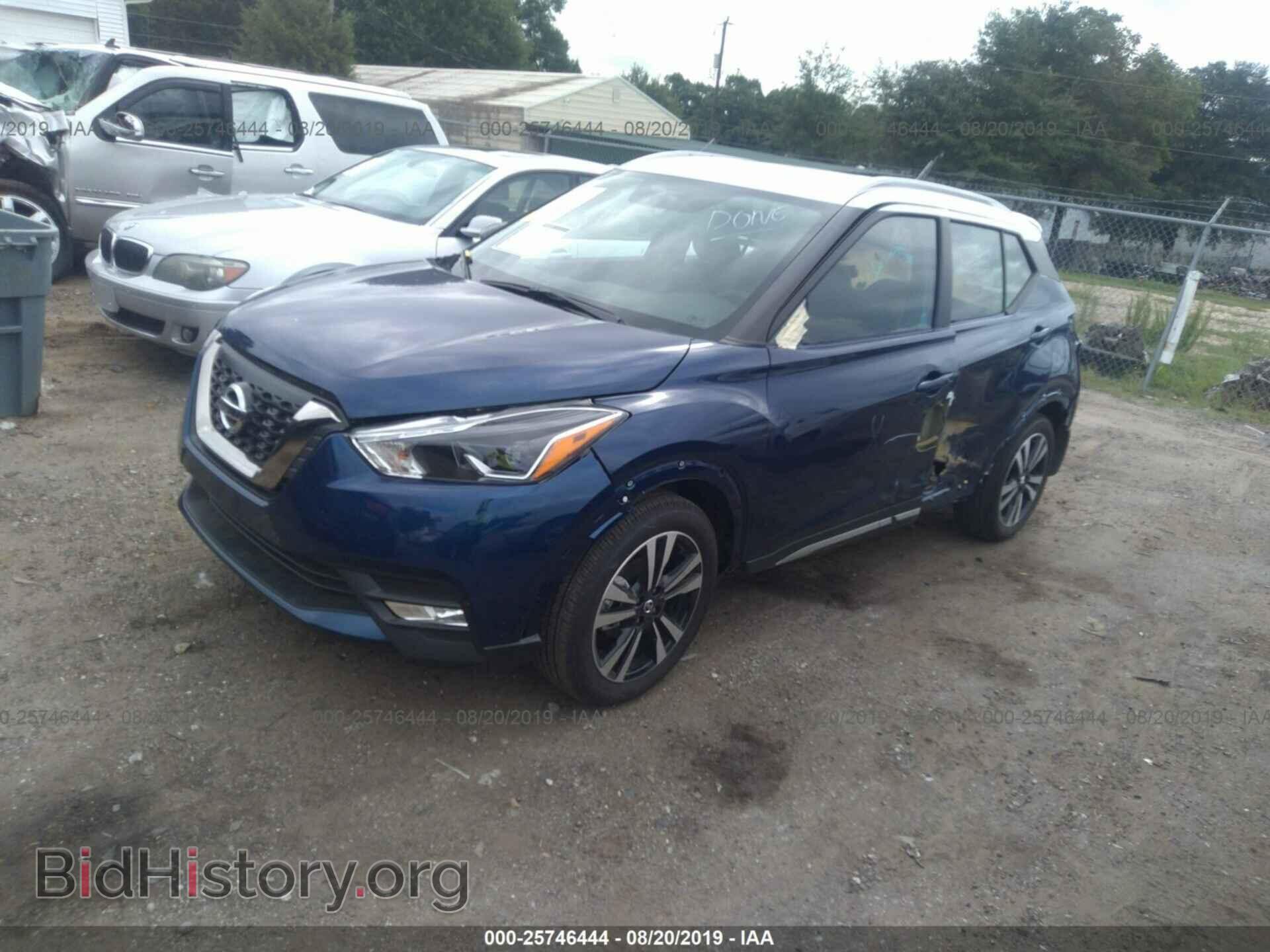 2019 NISSAN KICKS - VIN: 3N1CP5CU3KL479446 - Фото 2