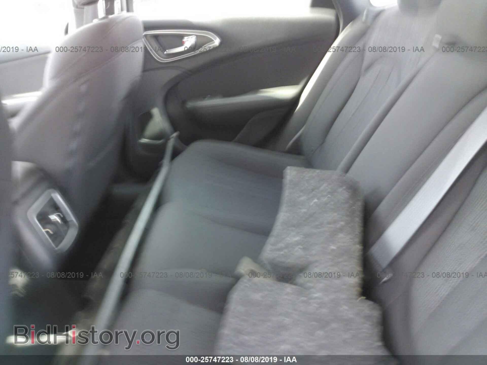 2016 CHRYSLER 200 - VIN: 1C3CCCAB7GN112950 - Photo 8