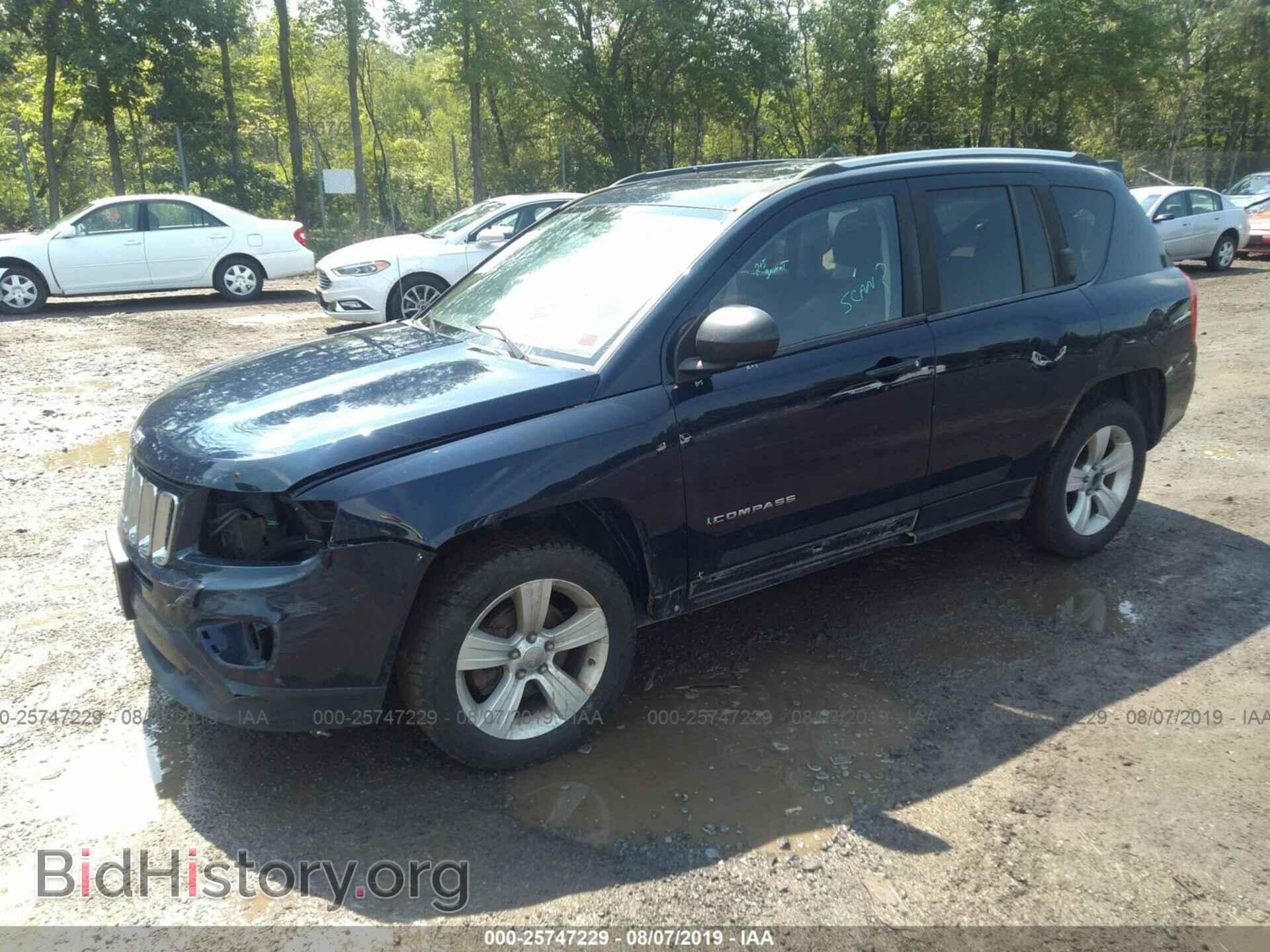2012 JEEP COMPASS - VIN: 1C4NJDEB9CD608472 - Фото 2