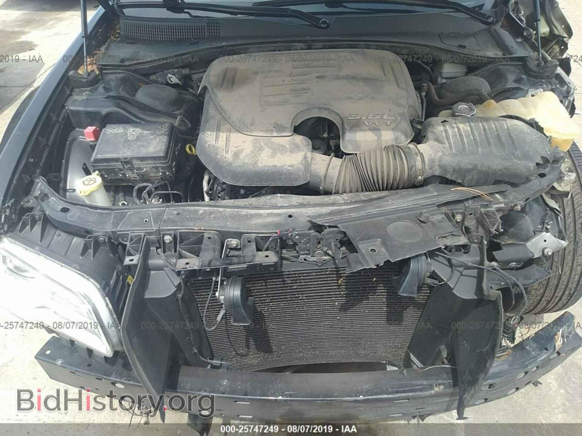 2012 CHRYSLER 300 - VIN: 2C3CCACG8CH223989 - Фото 10