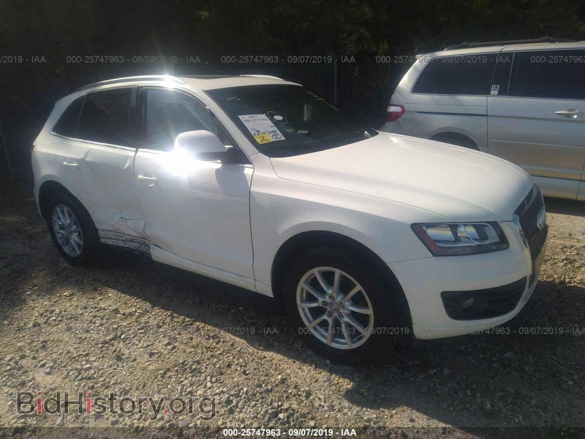 Фотография WA1CFAFP6CA087675 - AUDI Q5 2012