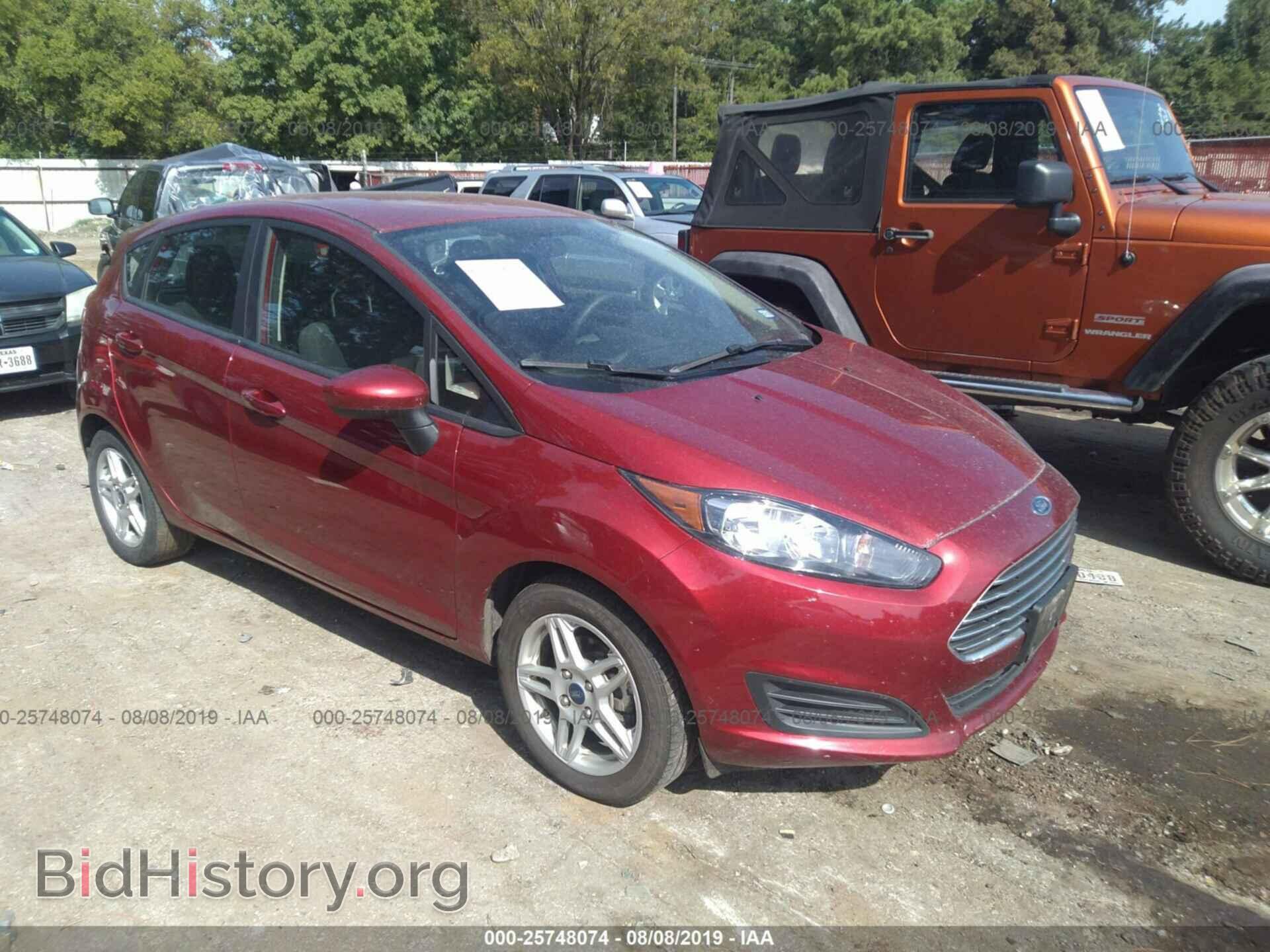 Photo 3FADP4EJ6HM161974 - FORD FIESTA 2017