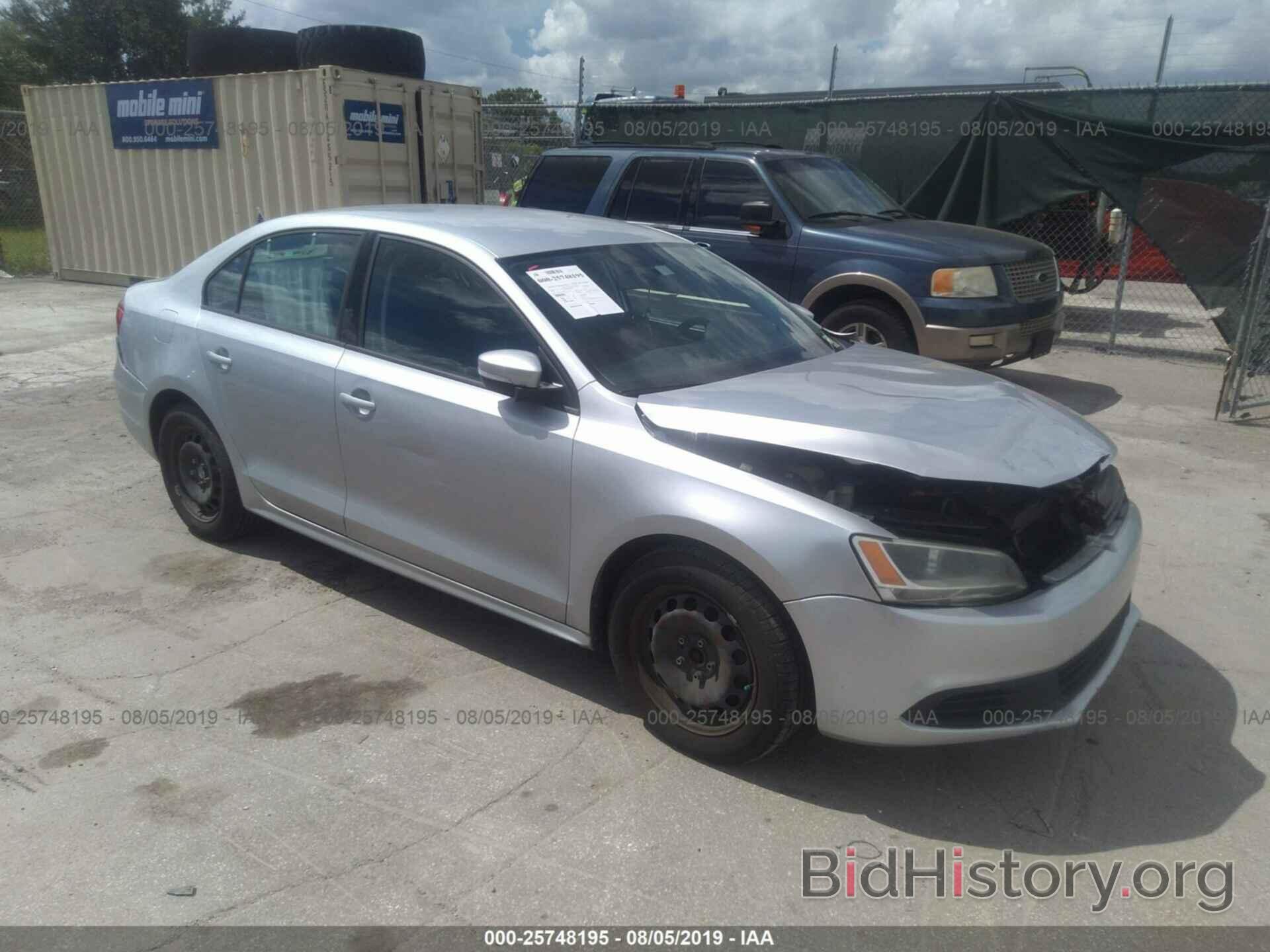 Photo 3VWDX7AJ3BM110096 - VOLKSWAGEN JETTA 2011