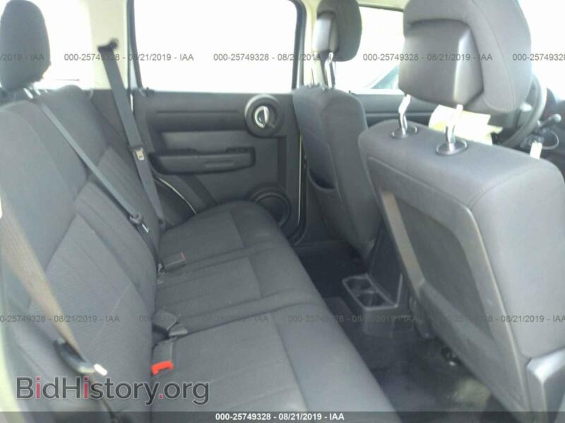 2011 Dodge NITRO (VIN 1D4PT4GK1BW580916) — photo 8 of 10