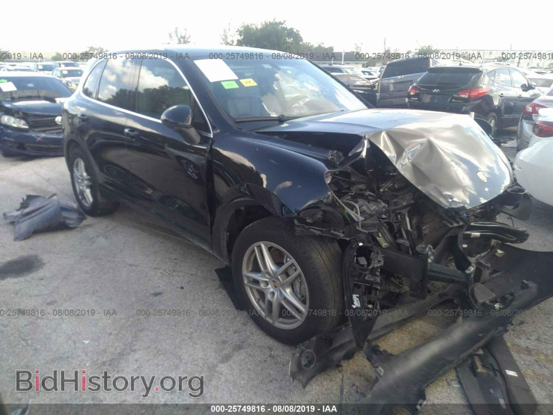 Photo WP1AB2A20BLA53839 - PORSCHE CAYENNE 2011