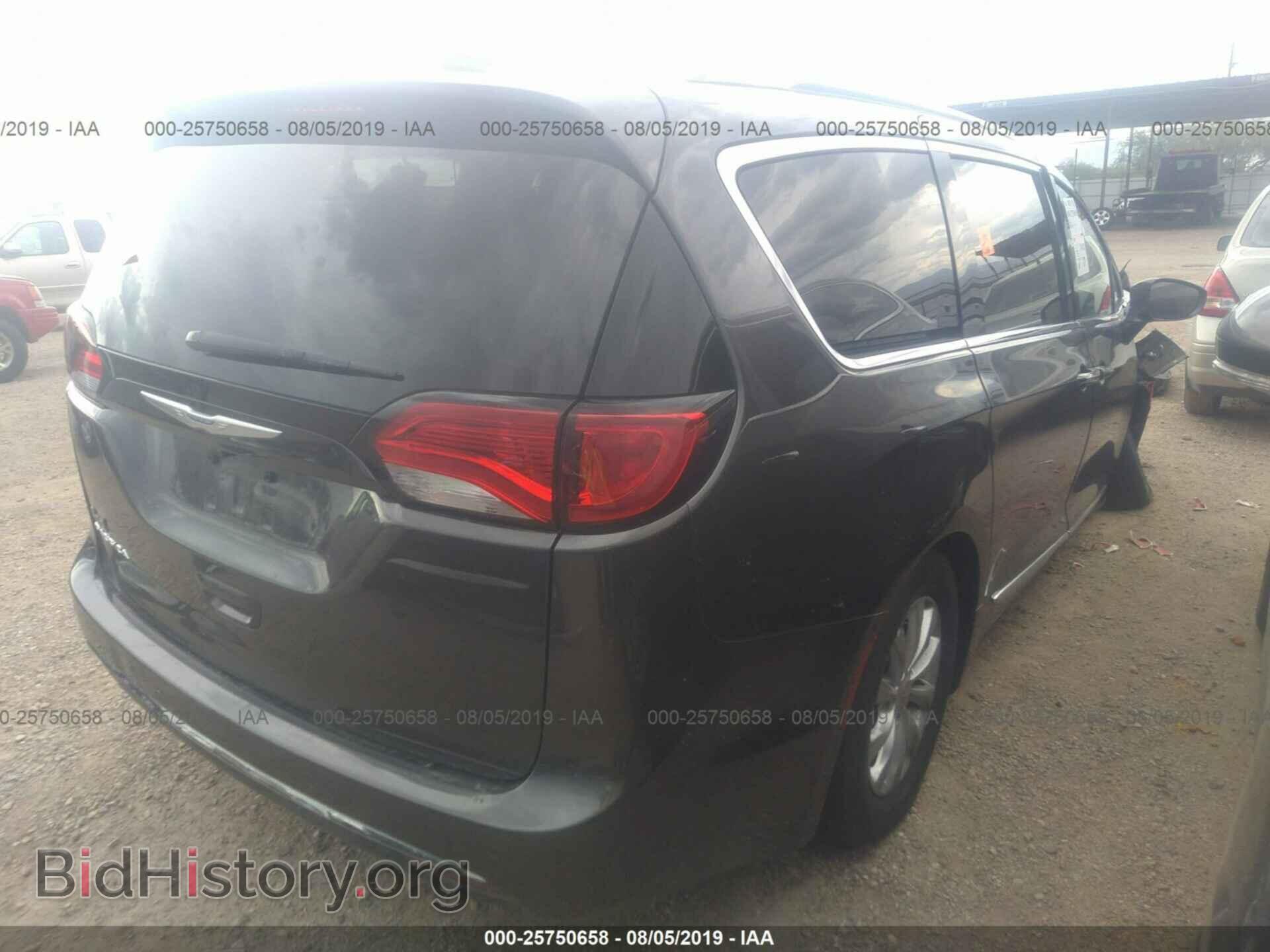 2018 CHRYSLER PACIFICA - VIN: 2C4RC1BG9JR152347 - Фото 4