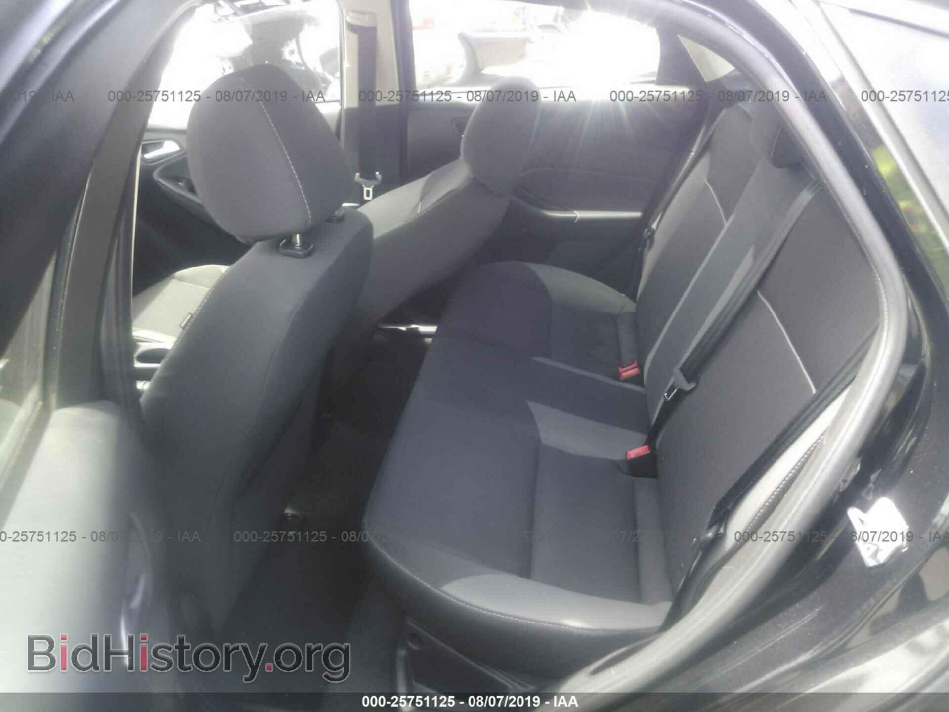 2013 Ford Focus - VIN: 1FADP3F24DL151991 - Фото 8