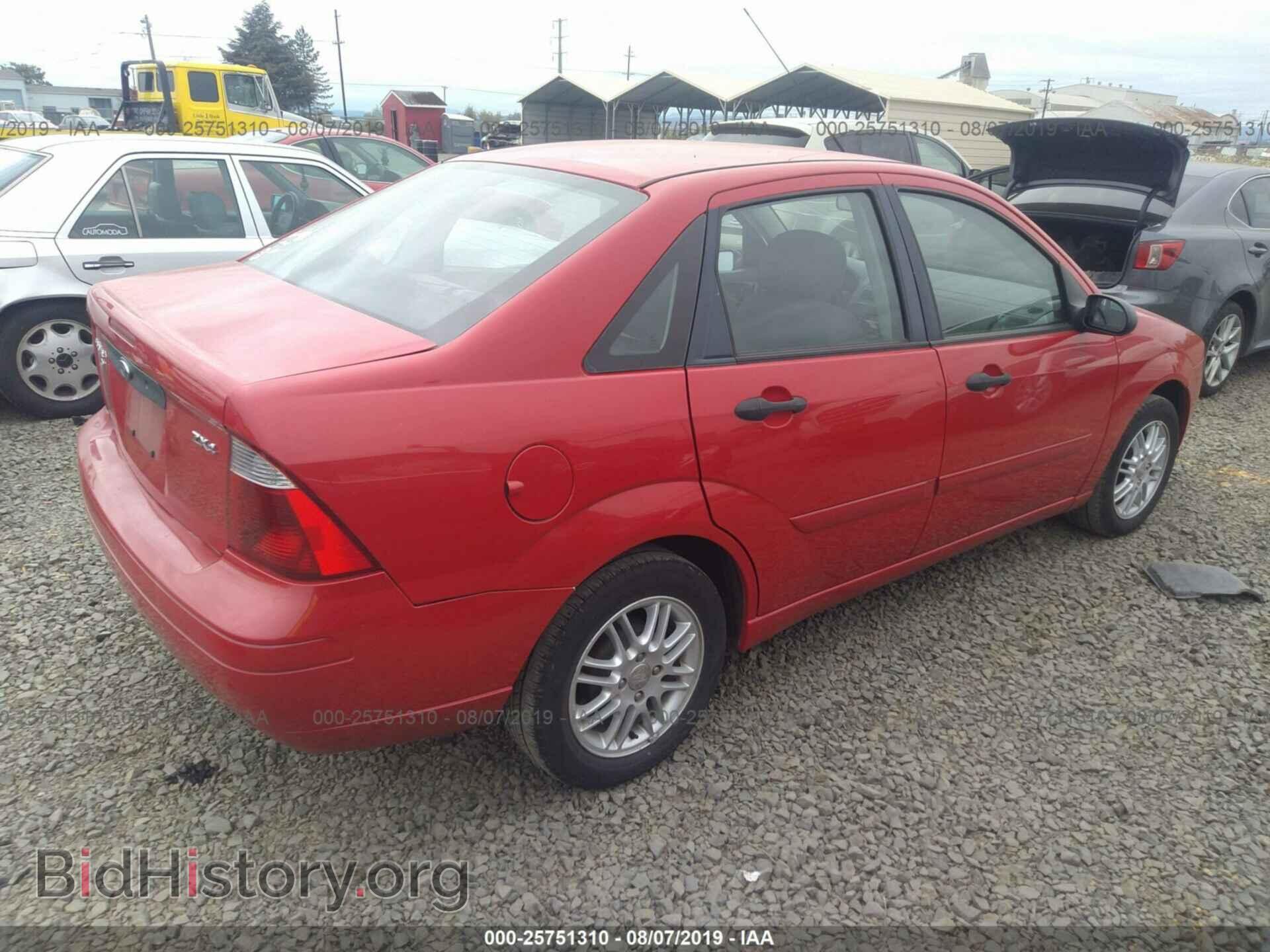 2006 Ford Focus - VIN: 1FAFP34N76W181851 - Фото 4