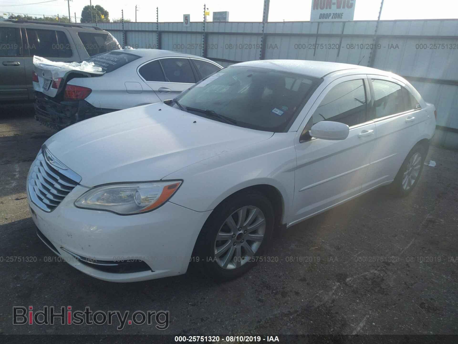 2012 CHRYSLER 200 - VIN: 1C3CCBBB5CN200995 - Фото 2